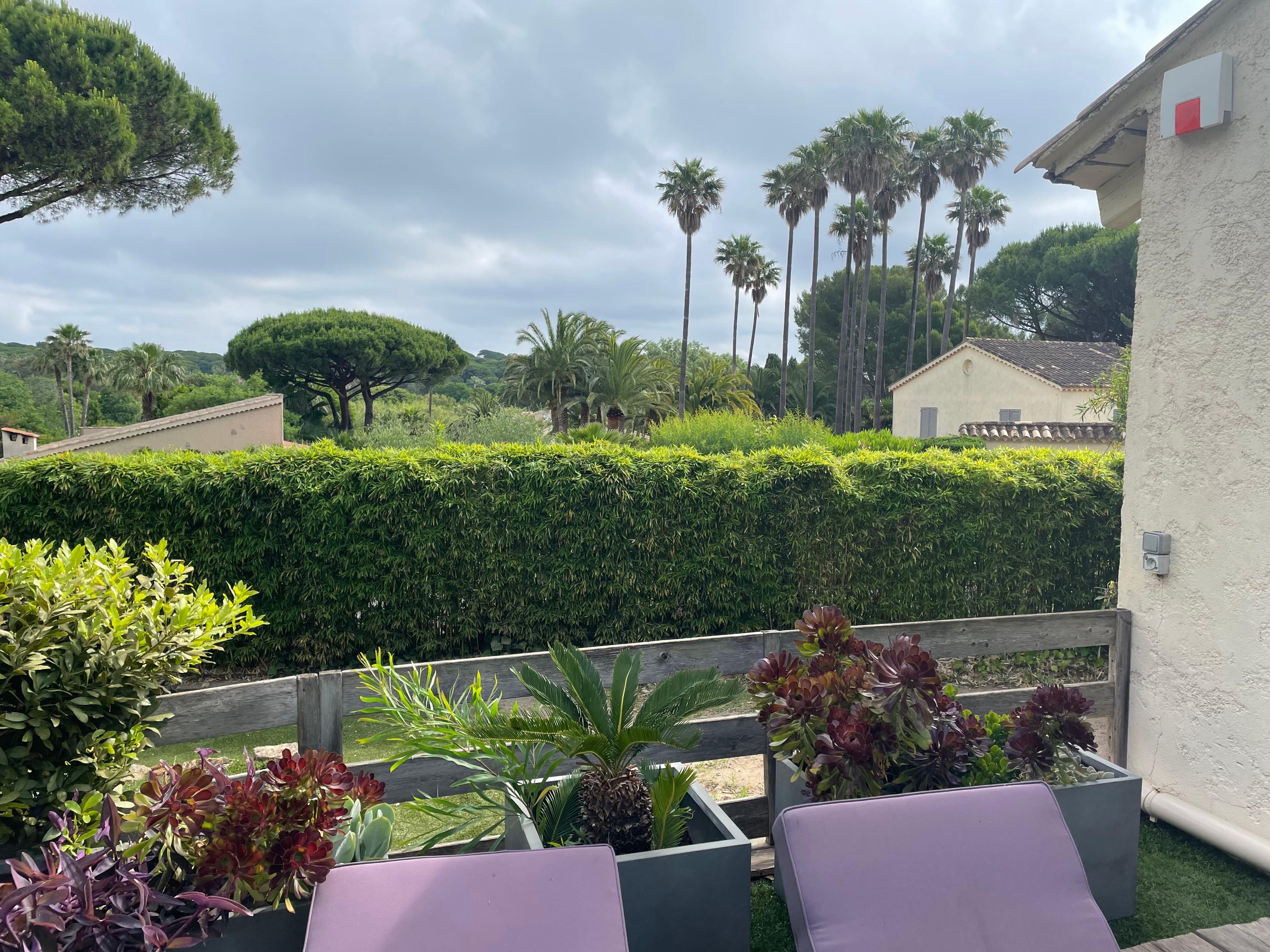 Such Privacy w/Amazing Views!!