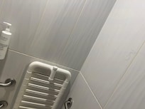 Special assistance tub, no shower