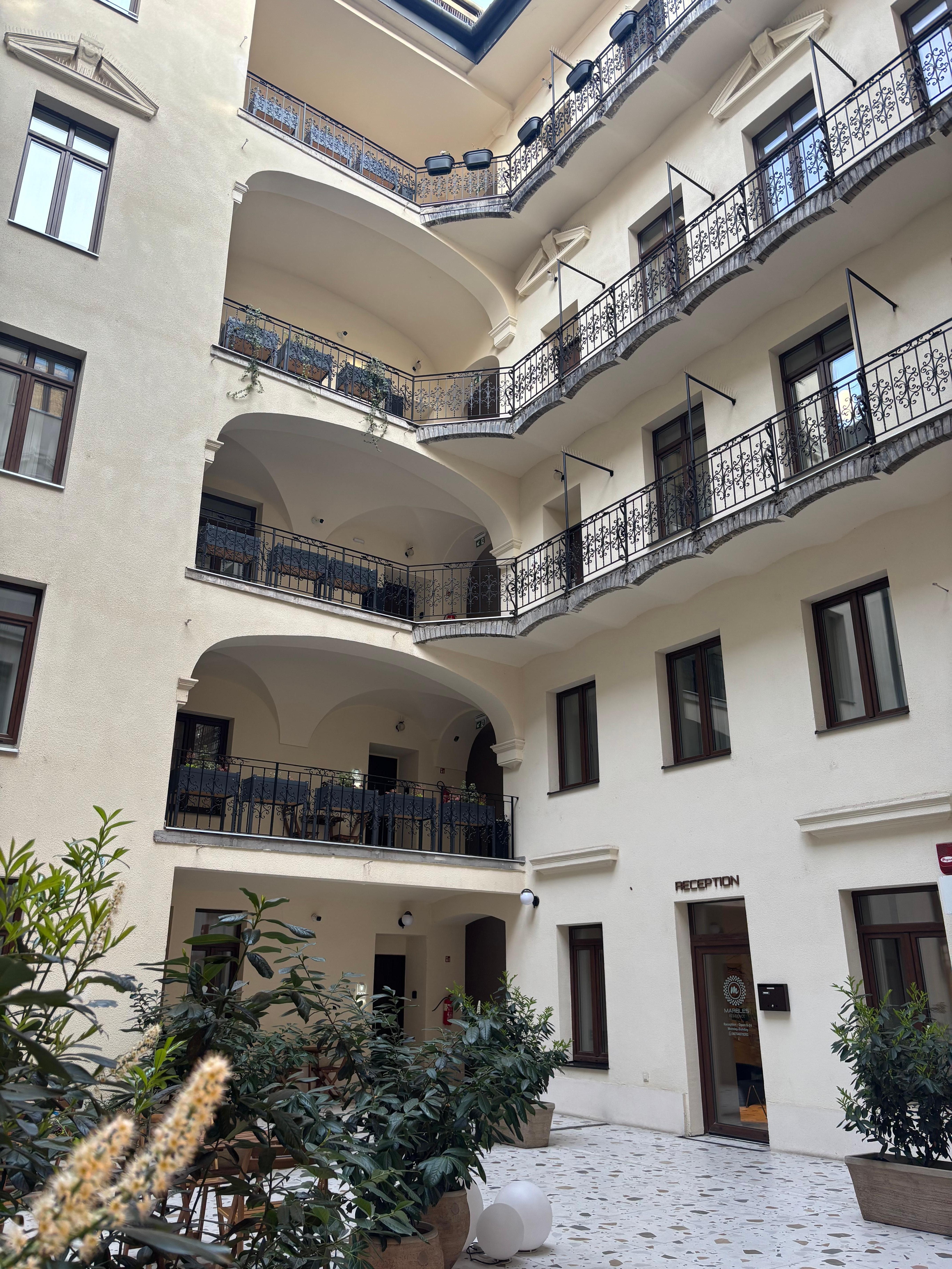 受付24時間対応。早く着  いたがお部屋が用意されていたので入れてくれて助かりました。