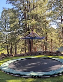 The trampoline and a pet friendly property stood out.