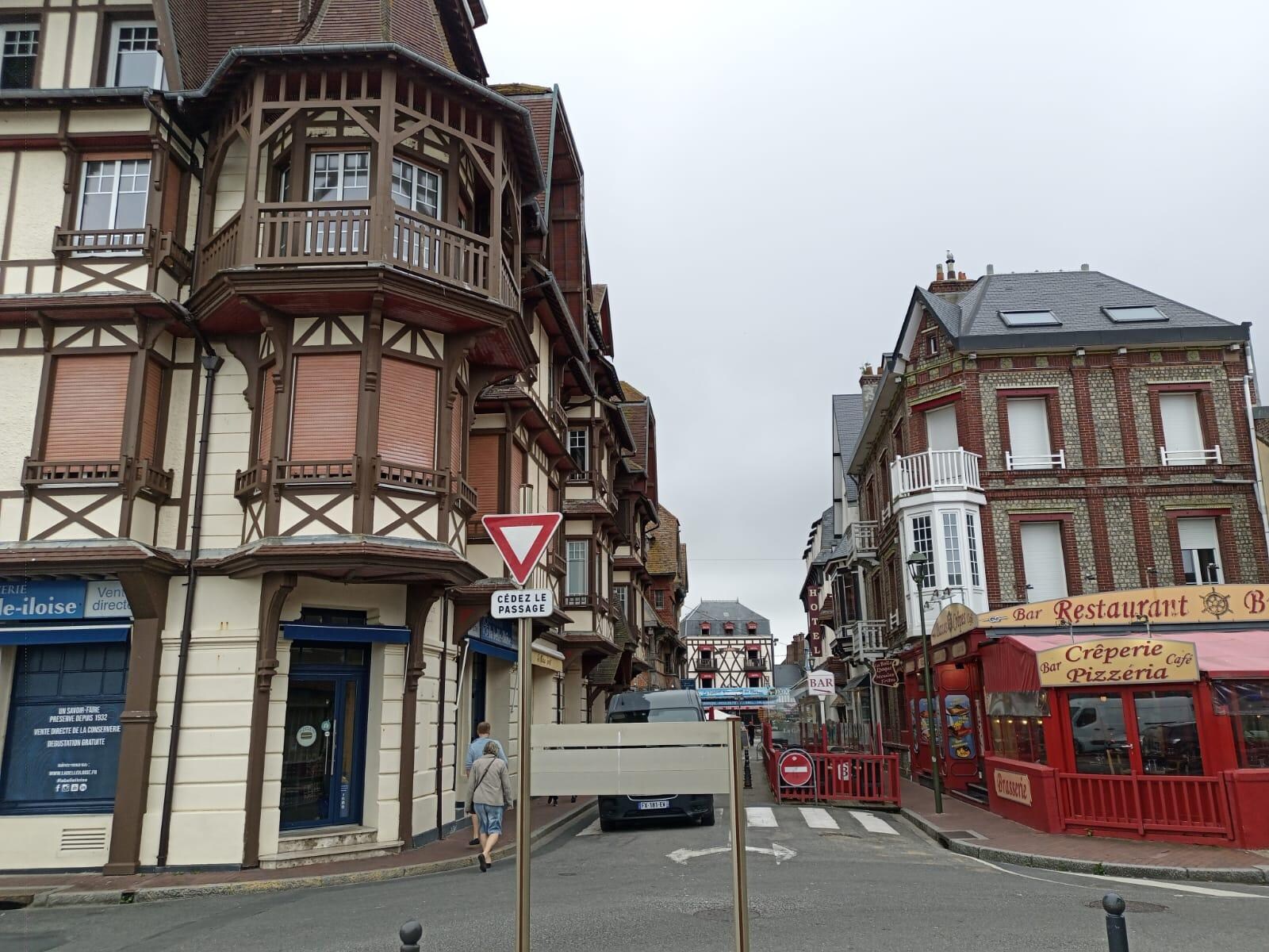 La ville d'etreta 