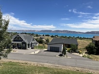 Raspberry Bear Lake Lodge - Balcony View