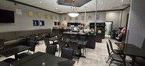 Breakfast room