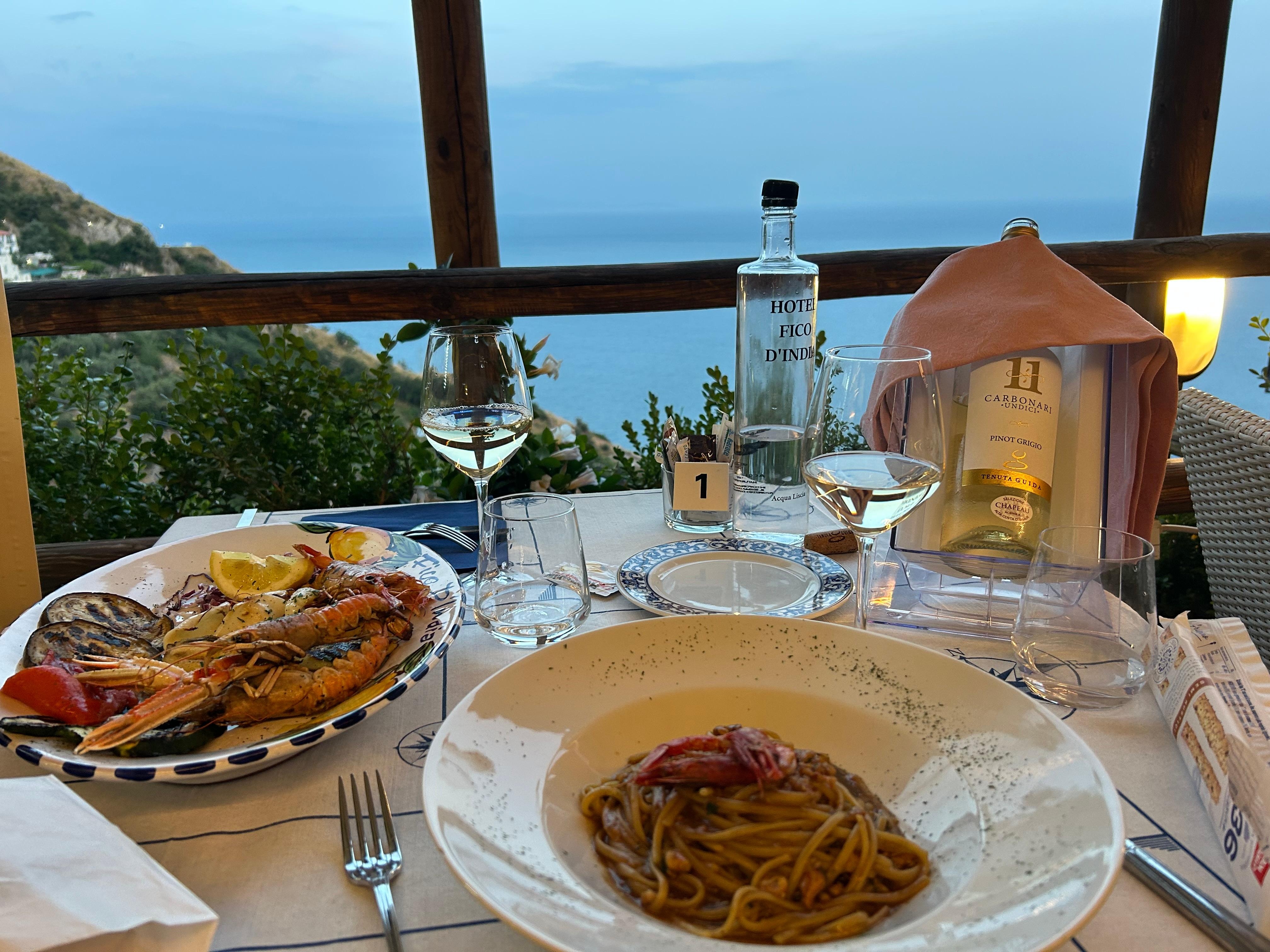 Aftensmad i restauranten