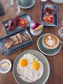 Breakfast with gluten free bread