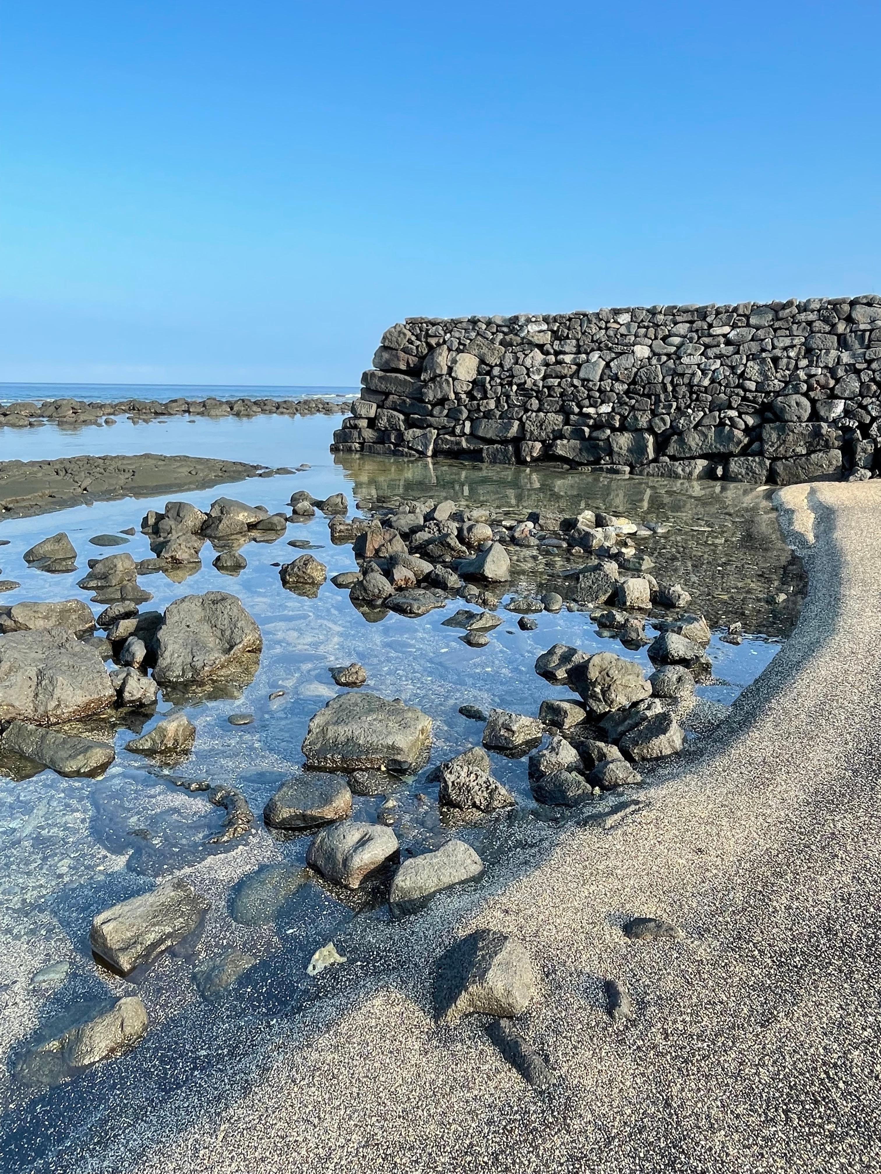 The nearby beach and archaeology 