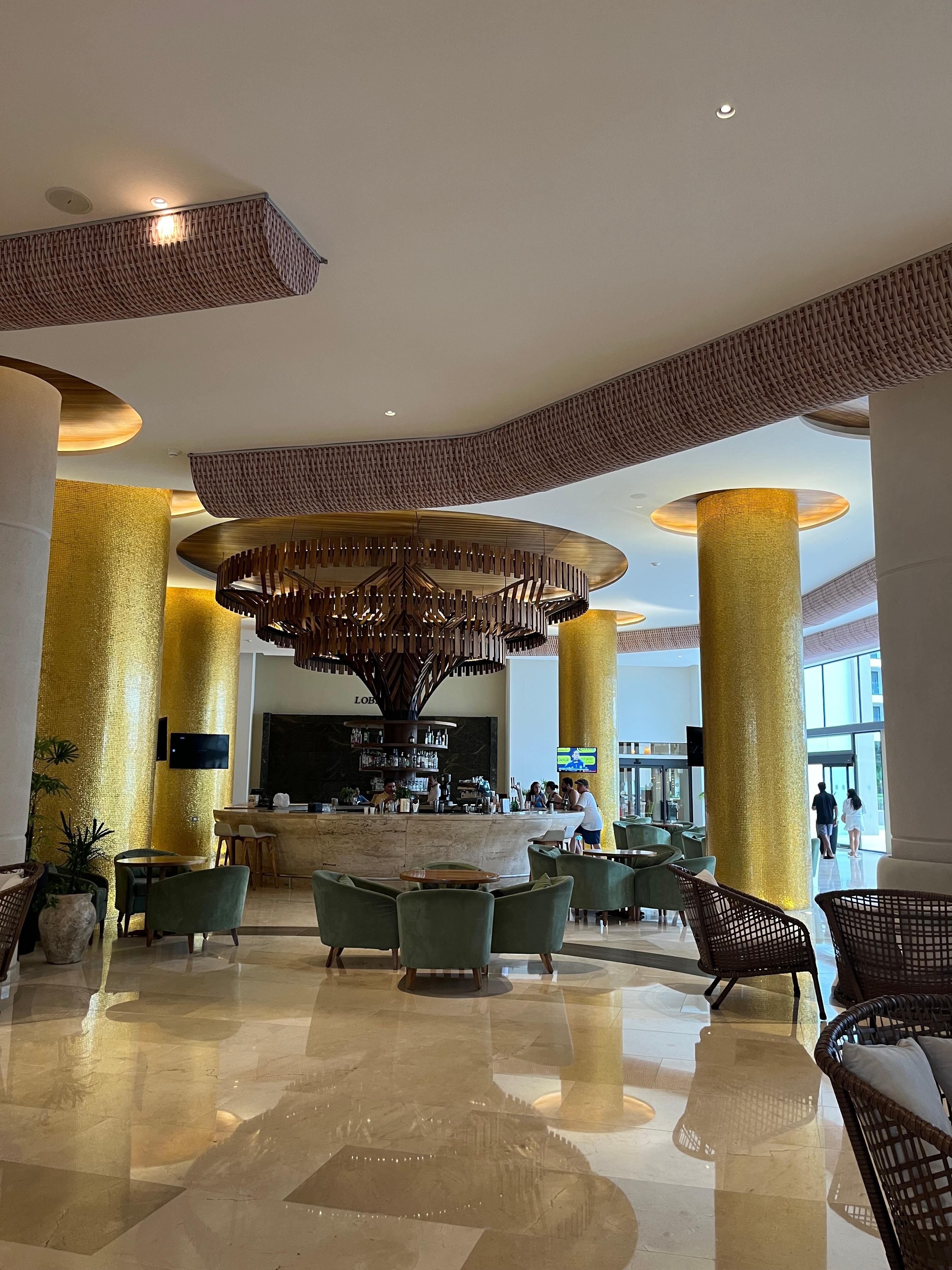 Lobby bar