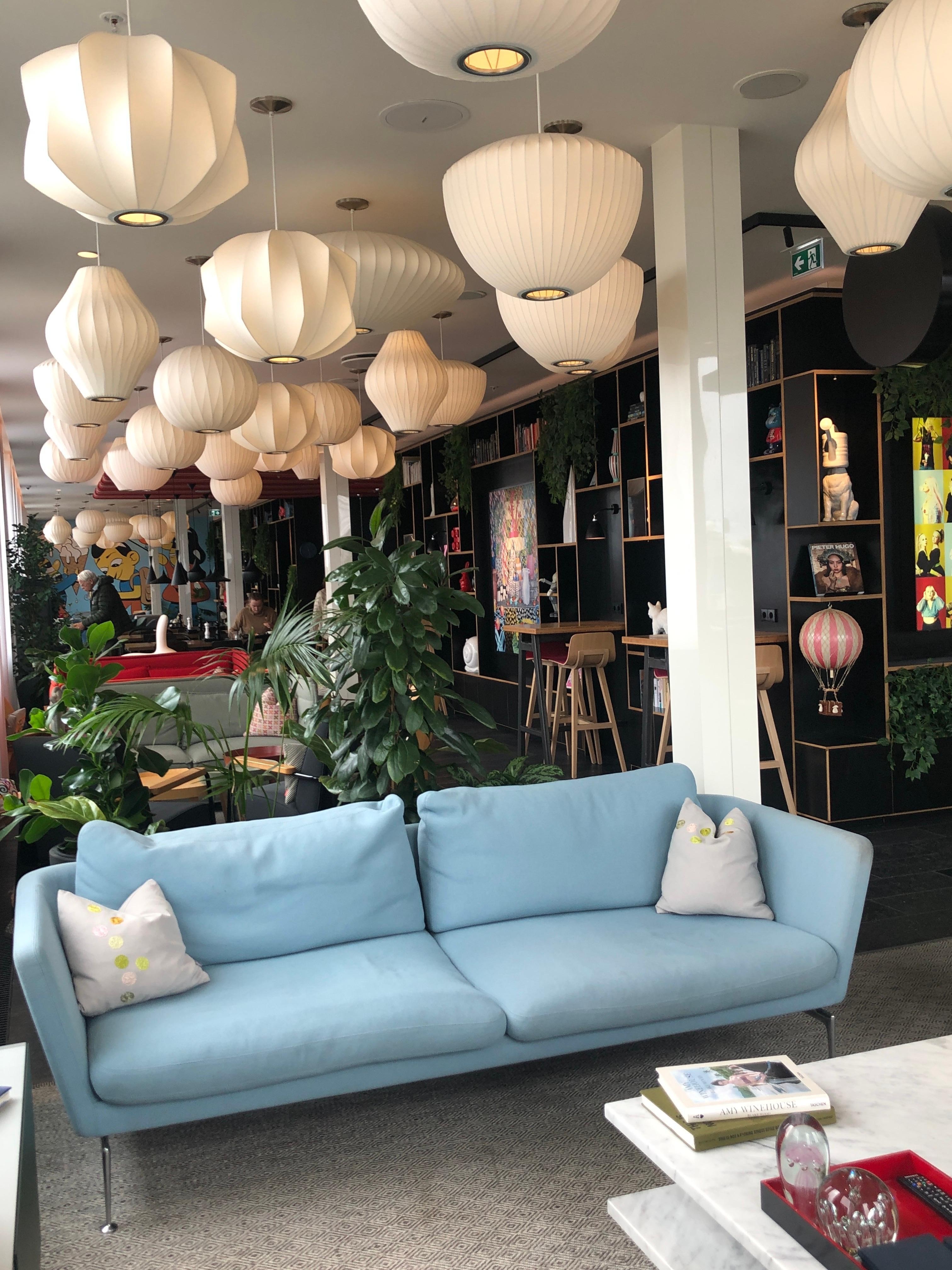 lounge