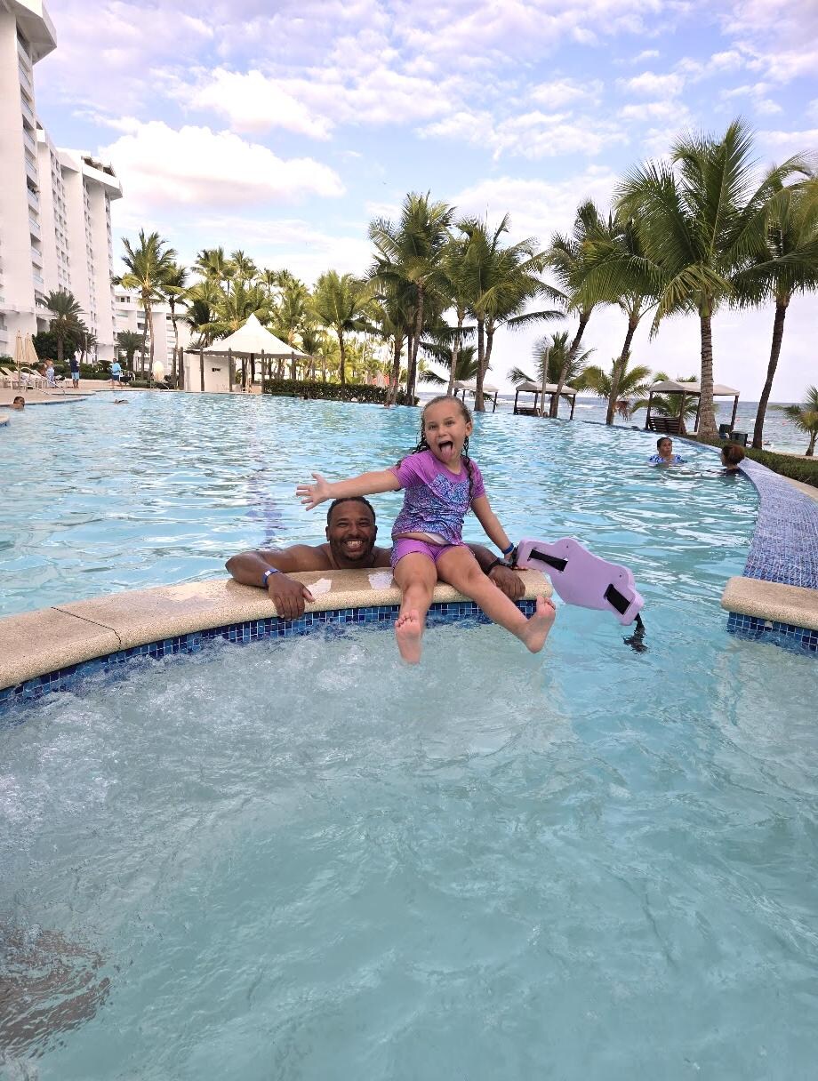 Jacuzzi and Pool