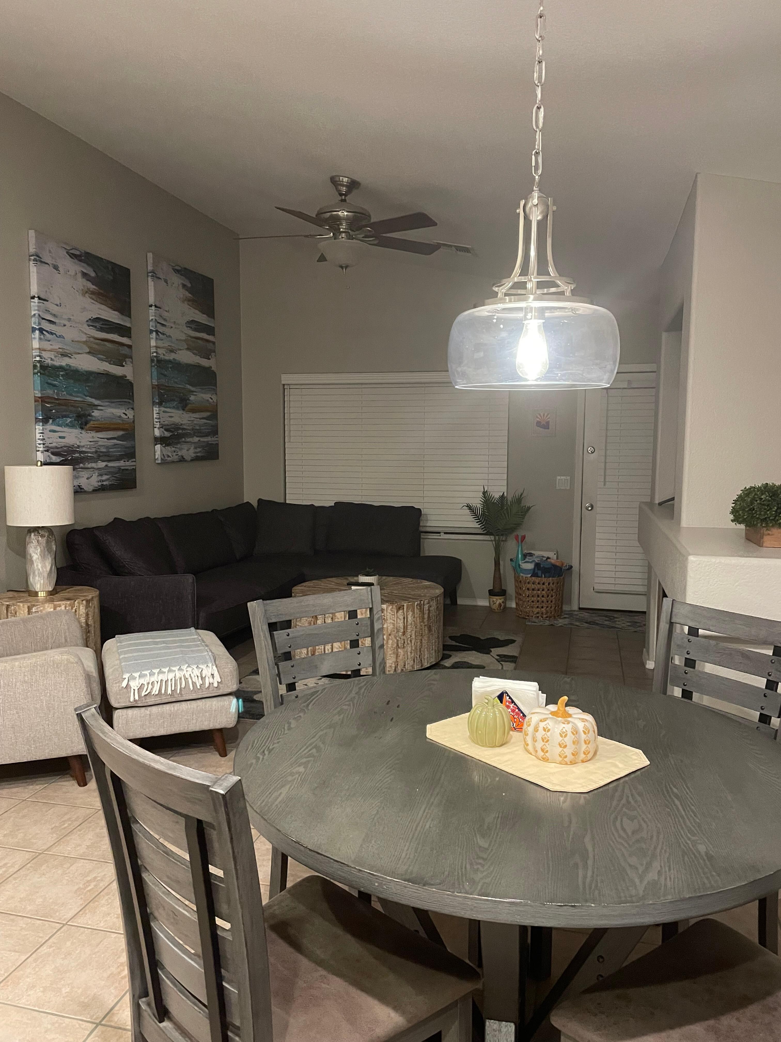 Additional seating area with gas fireplace 