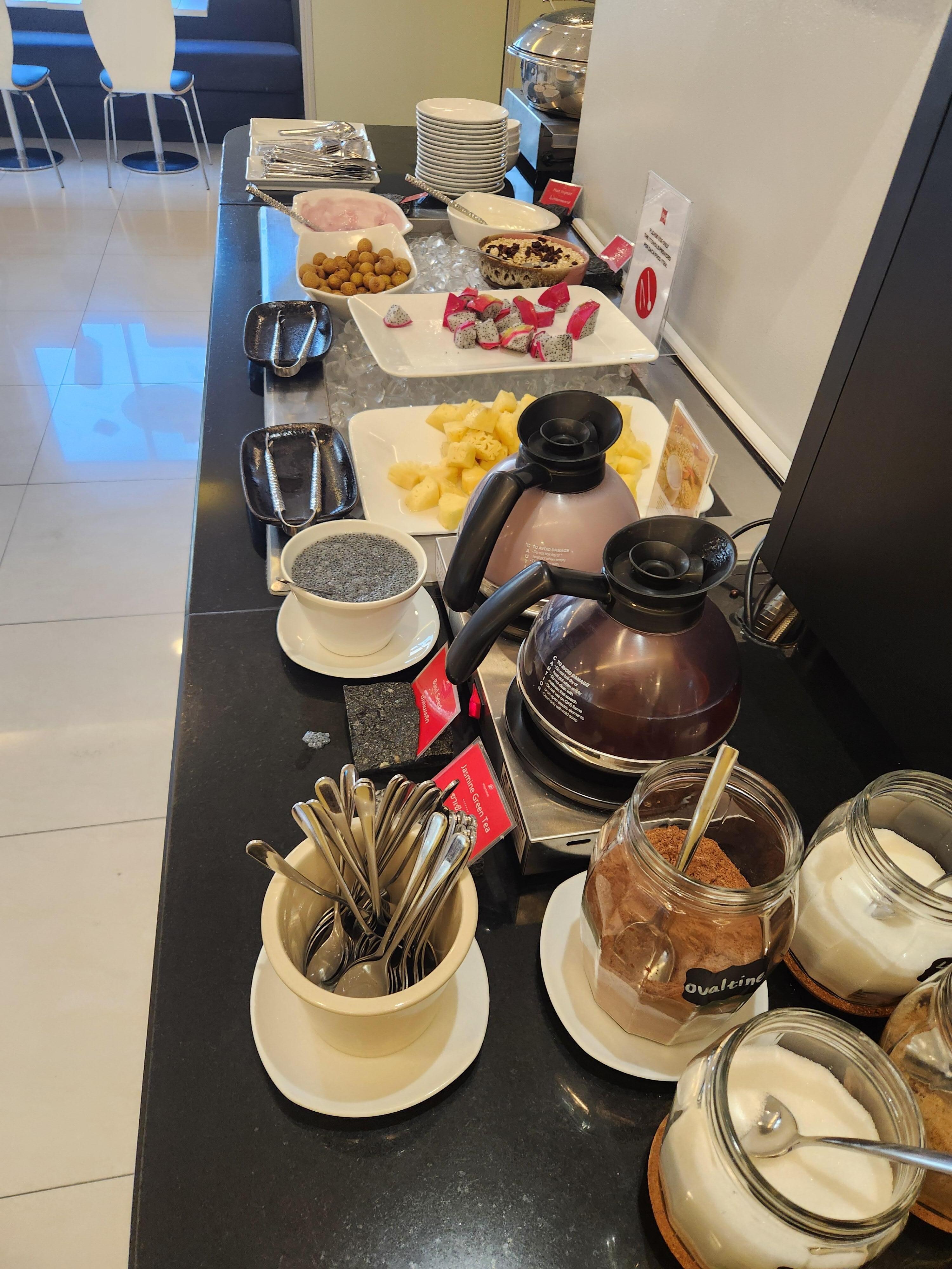 Nice clean area for morning breakfast buffet.