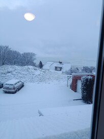 Aus den Küchenfenster !
Wir hatten am Tag der Abreise Schnee!!
