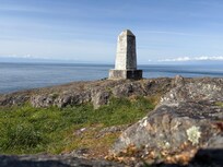 Iceberg Point nearby