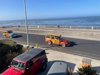 Woodies on The Wharf Parade on Cliff Drive