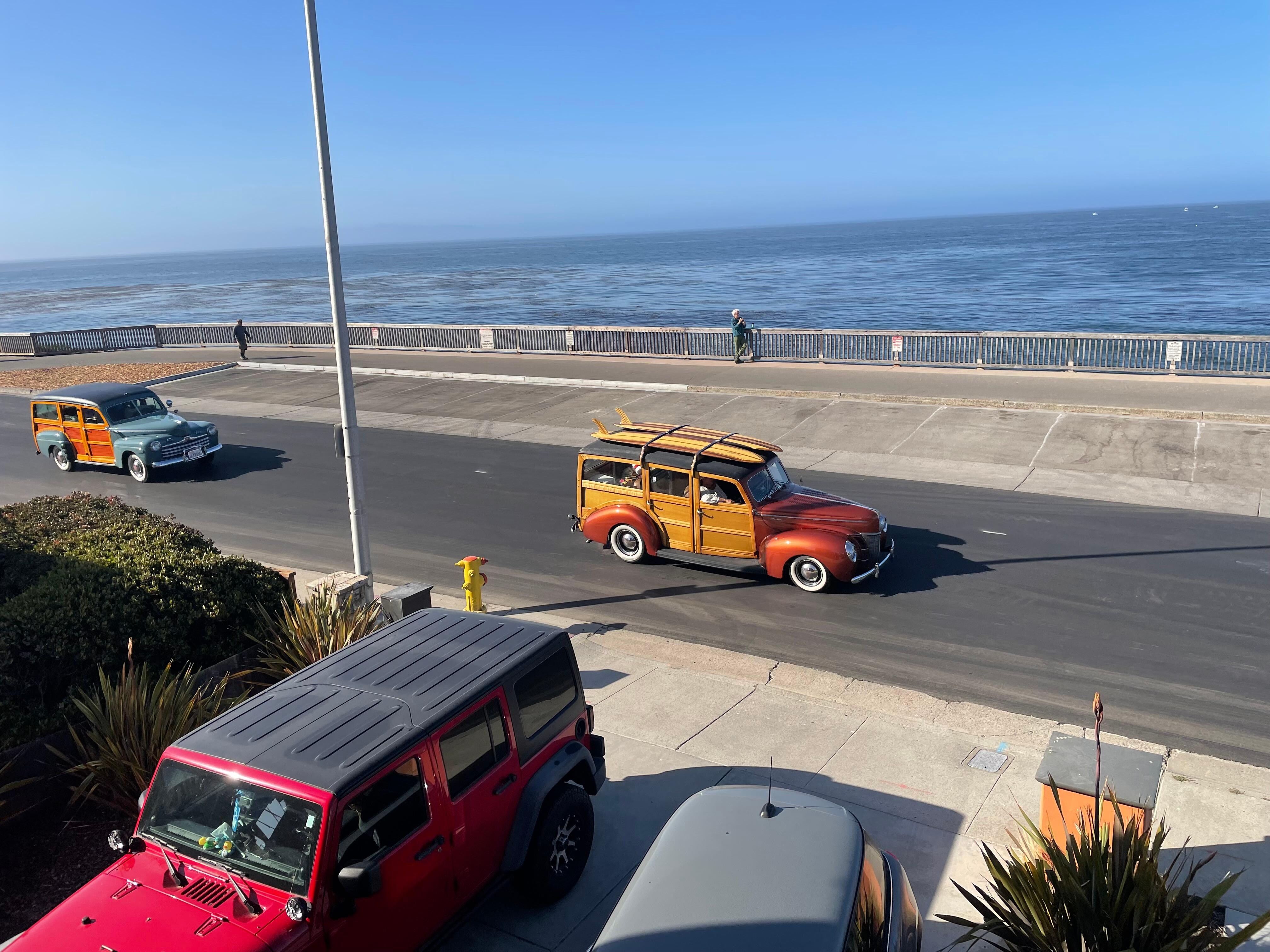Woodies on The Wharf Parade on Cliff Drive