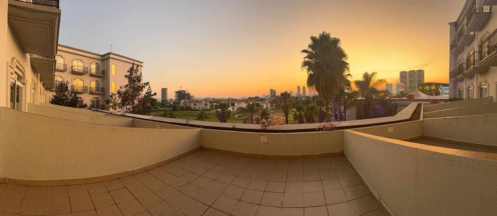 Foto de Angelópolis por la tarde desde la habitación 