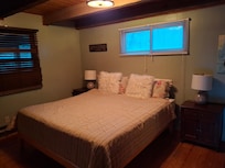 Not a four poster bed
Furnishings worn out.