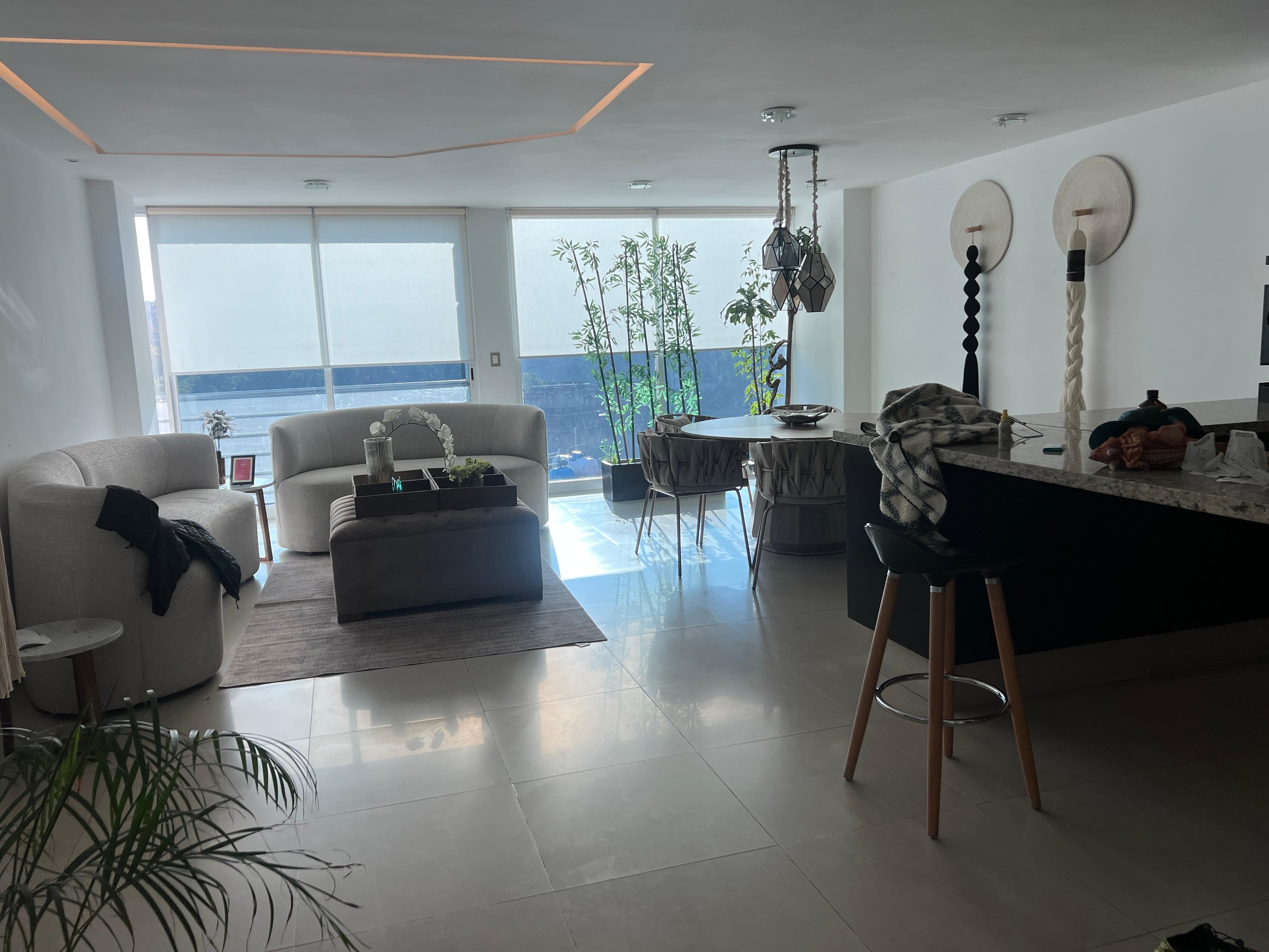 Sunny morning with the kids 