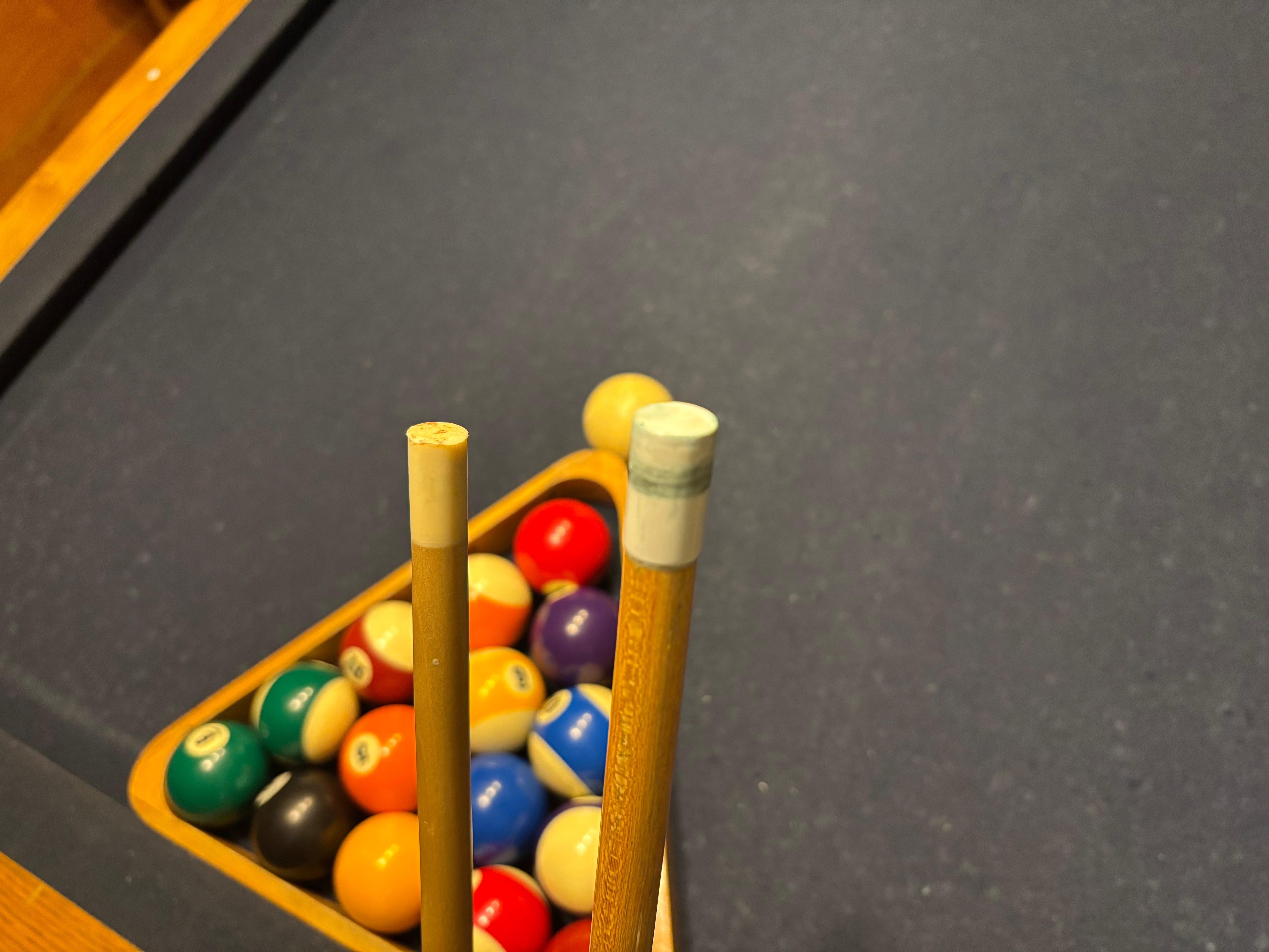 Pool stick with broken tips