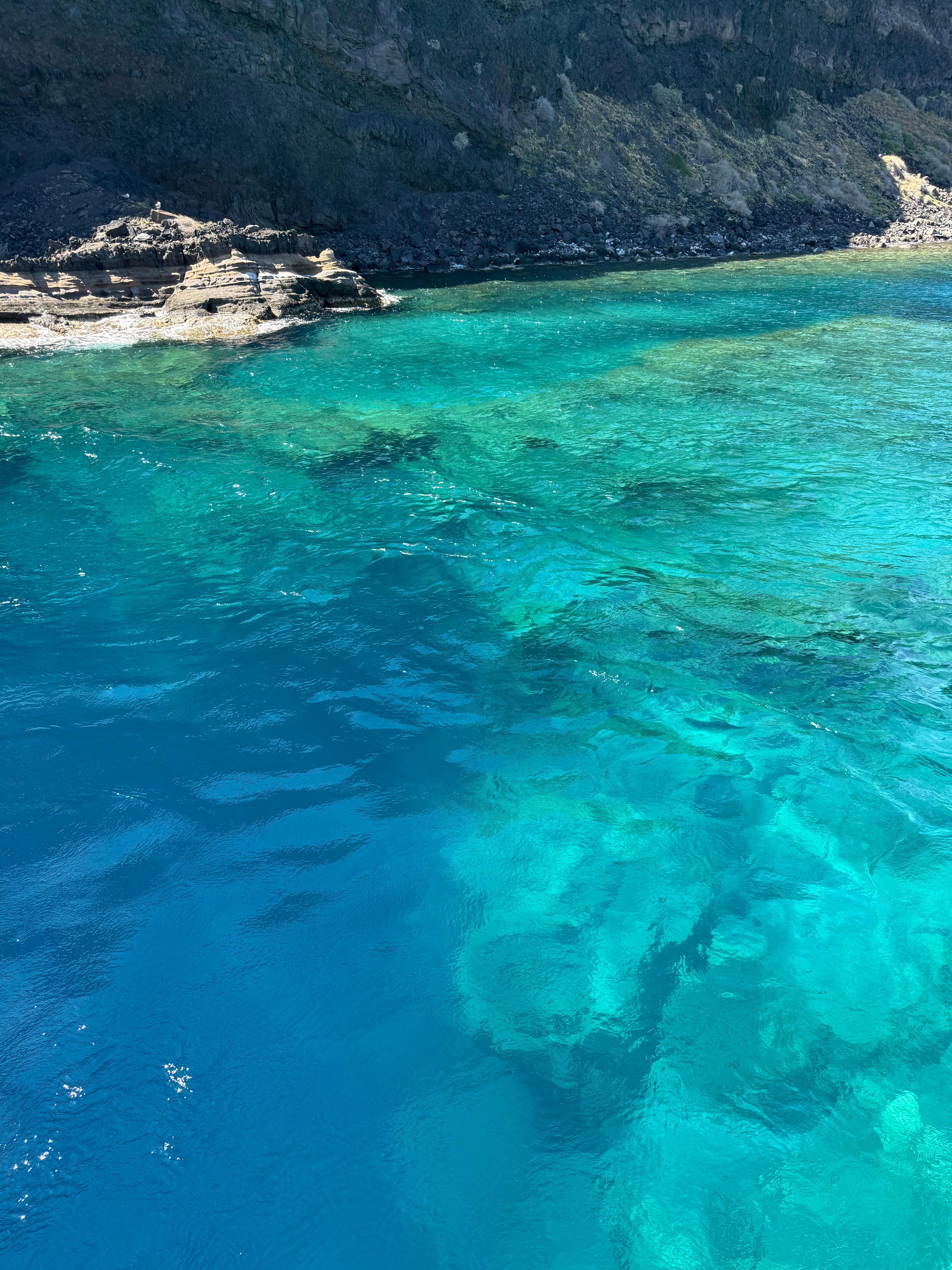 Boat trip on Aegean Sea By Santorini 