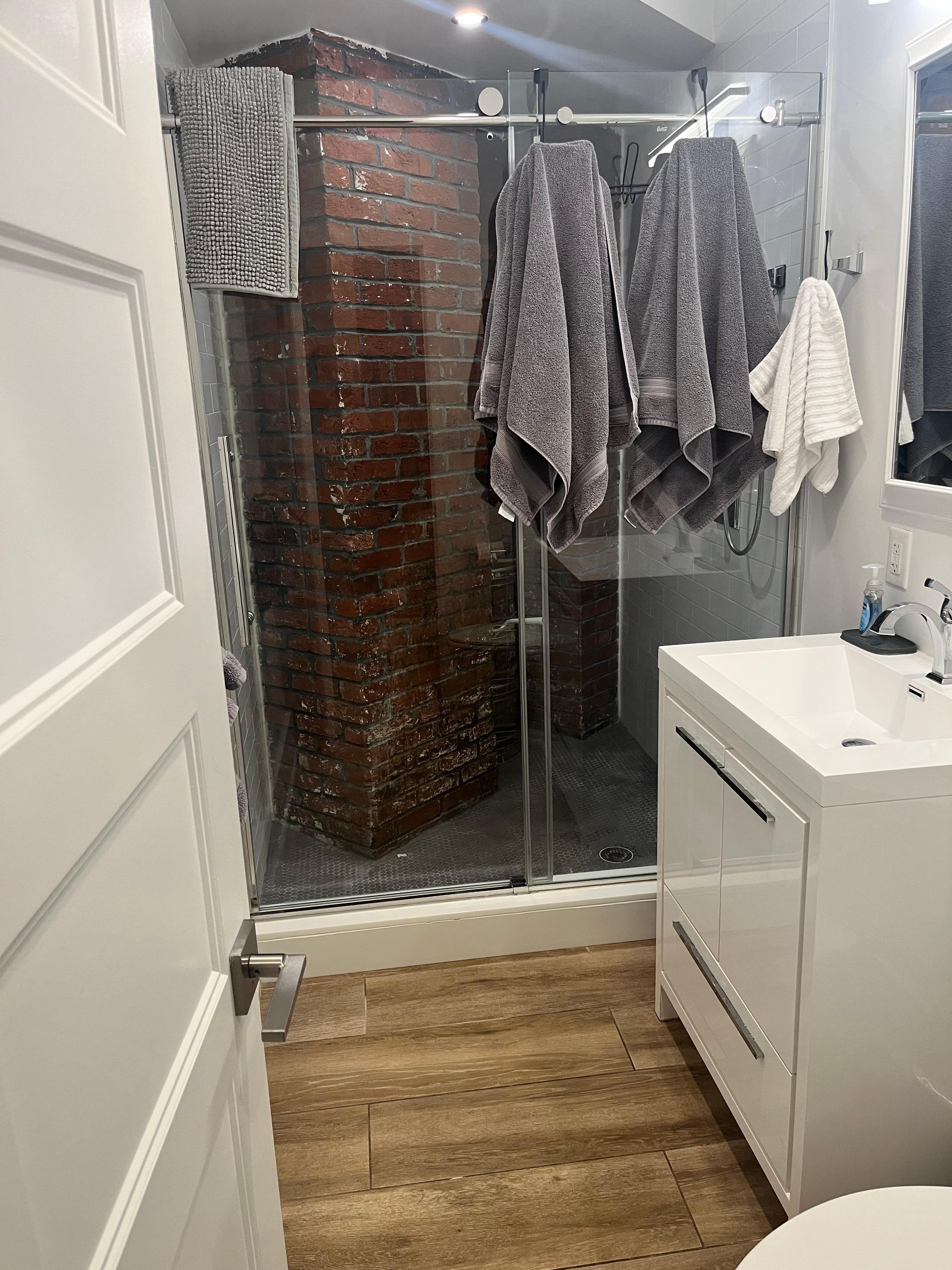 Killer shower and well-done bathroom