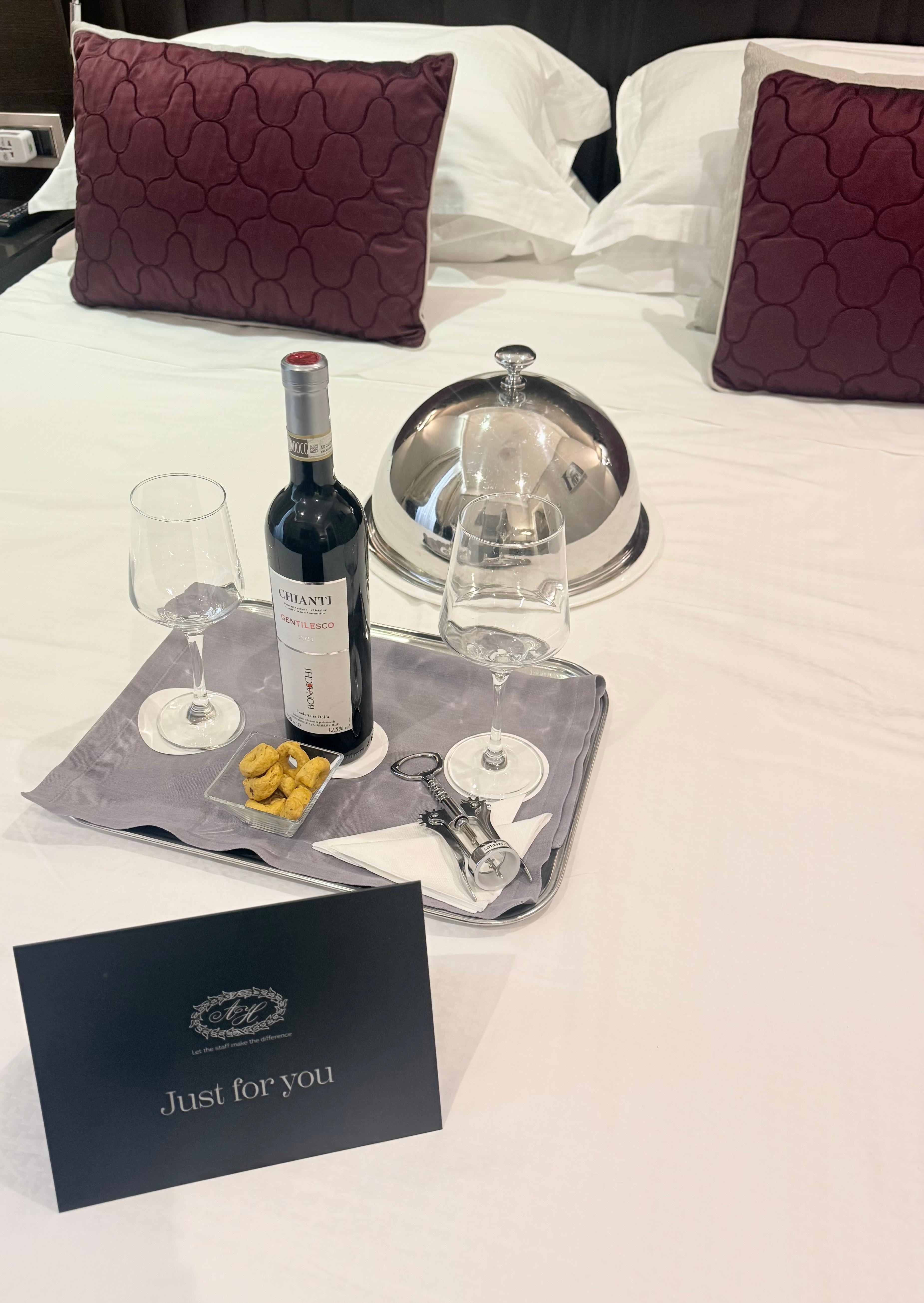 This was in my room when I came back from visiting Vatican City on my birthday.. good Italian cheeses and some smooth tasting wine 