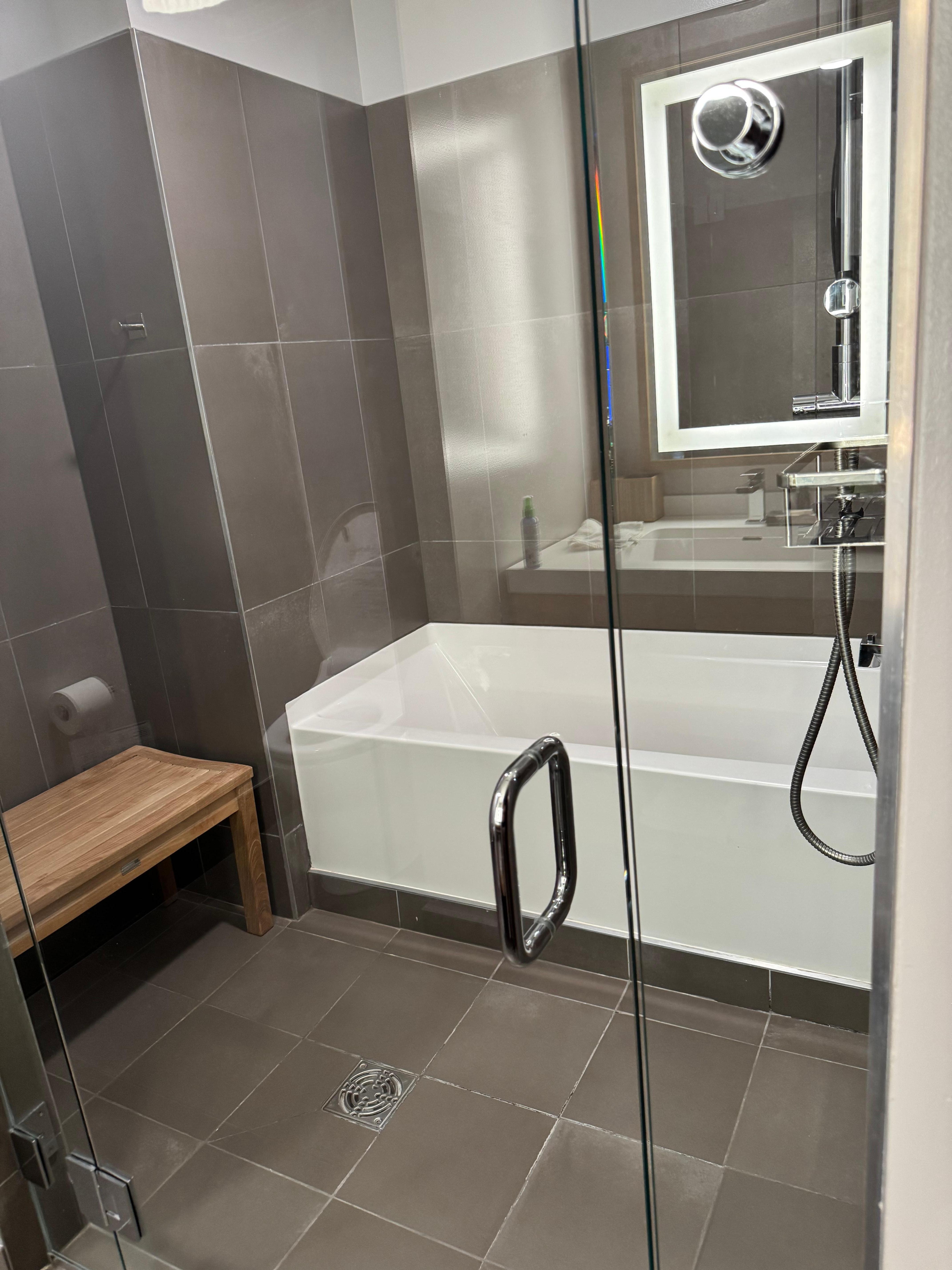 Bathtub in shower room so nice