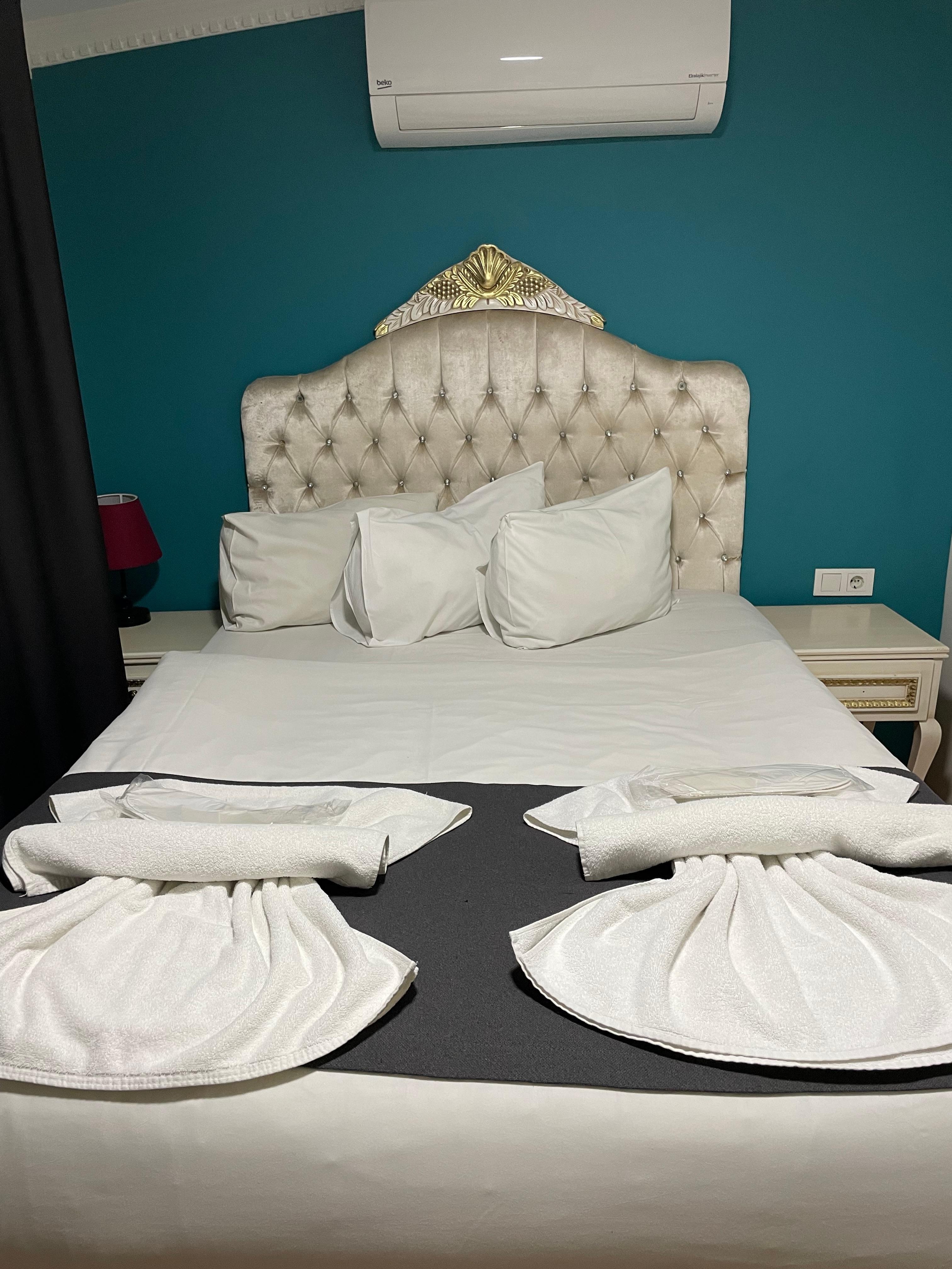 Sengen - så bedre ut enn den var. Litt for hard