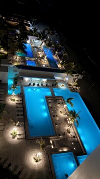 The view of the pools from the balcony 😍