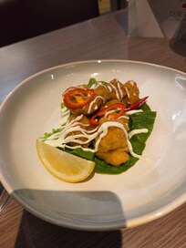 Staryer Salt and pepper calamari, really good.