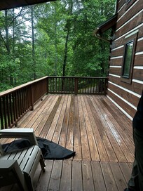 Nice size deck
