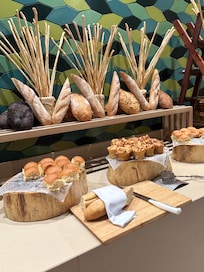 Buffet had so many options to choose from