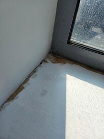 Window sills in room