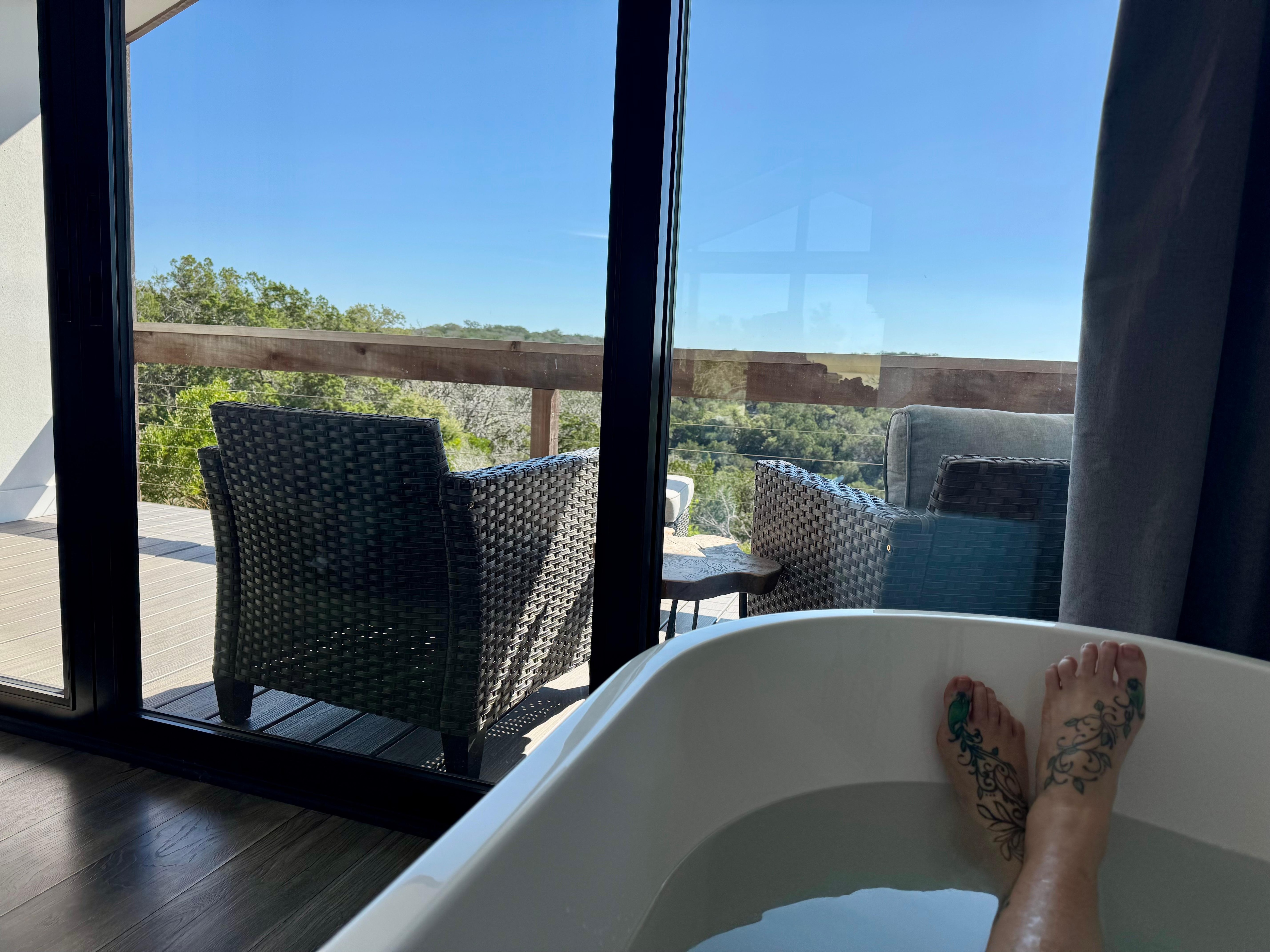 Bath with a great view!