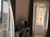 Tenía vista y televisor.