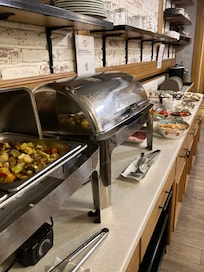 ă©ăăæșè¶łăźćł