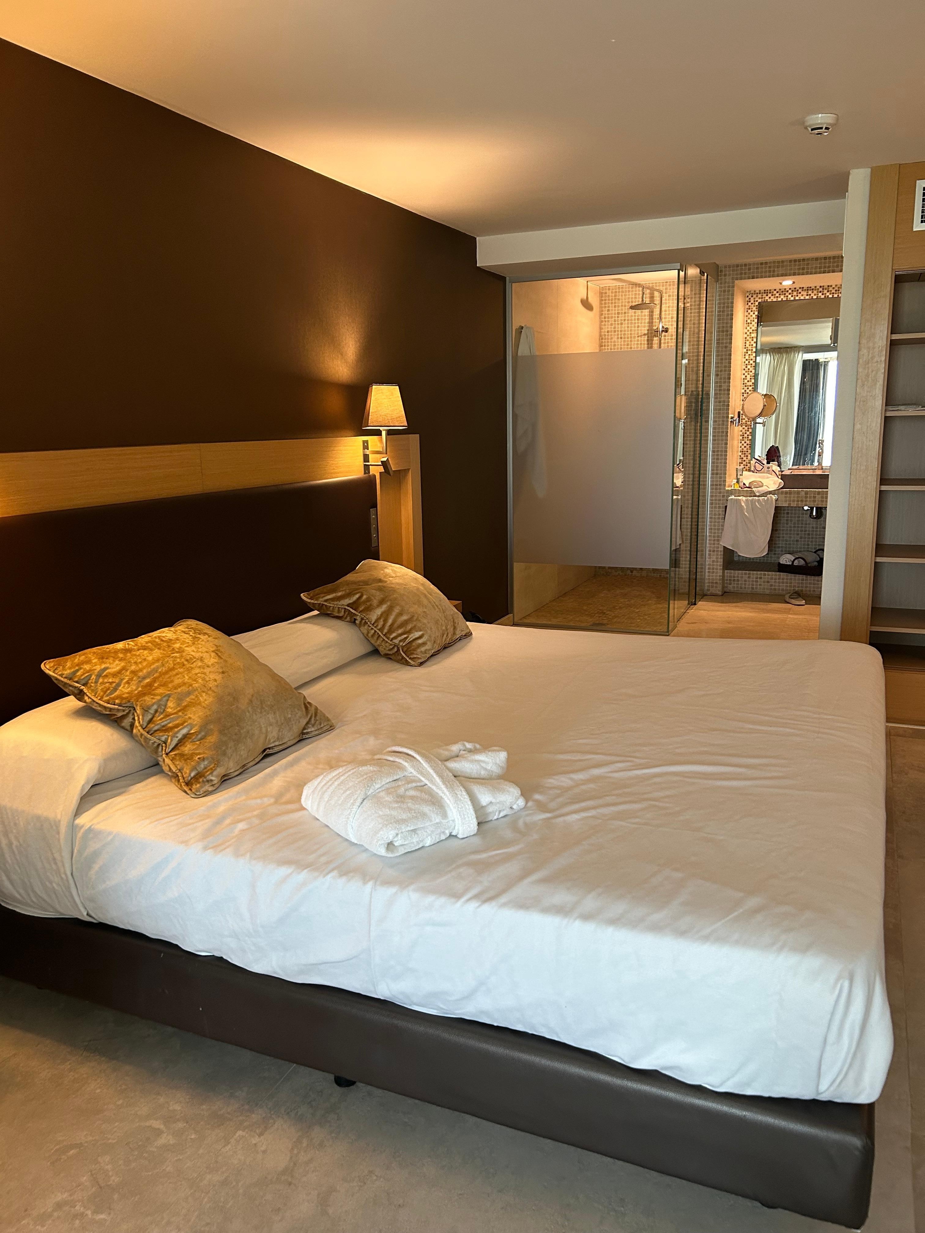 Tilstøtende bad til «the master bedroom»