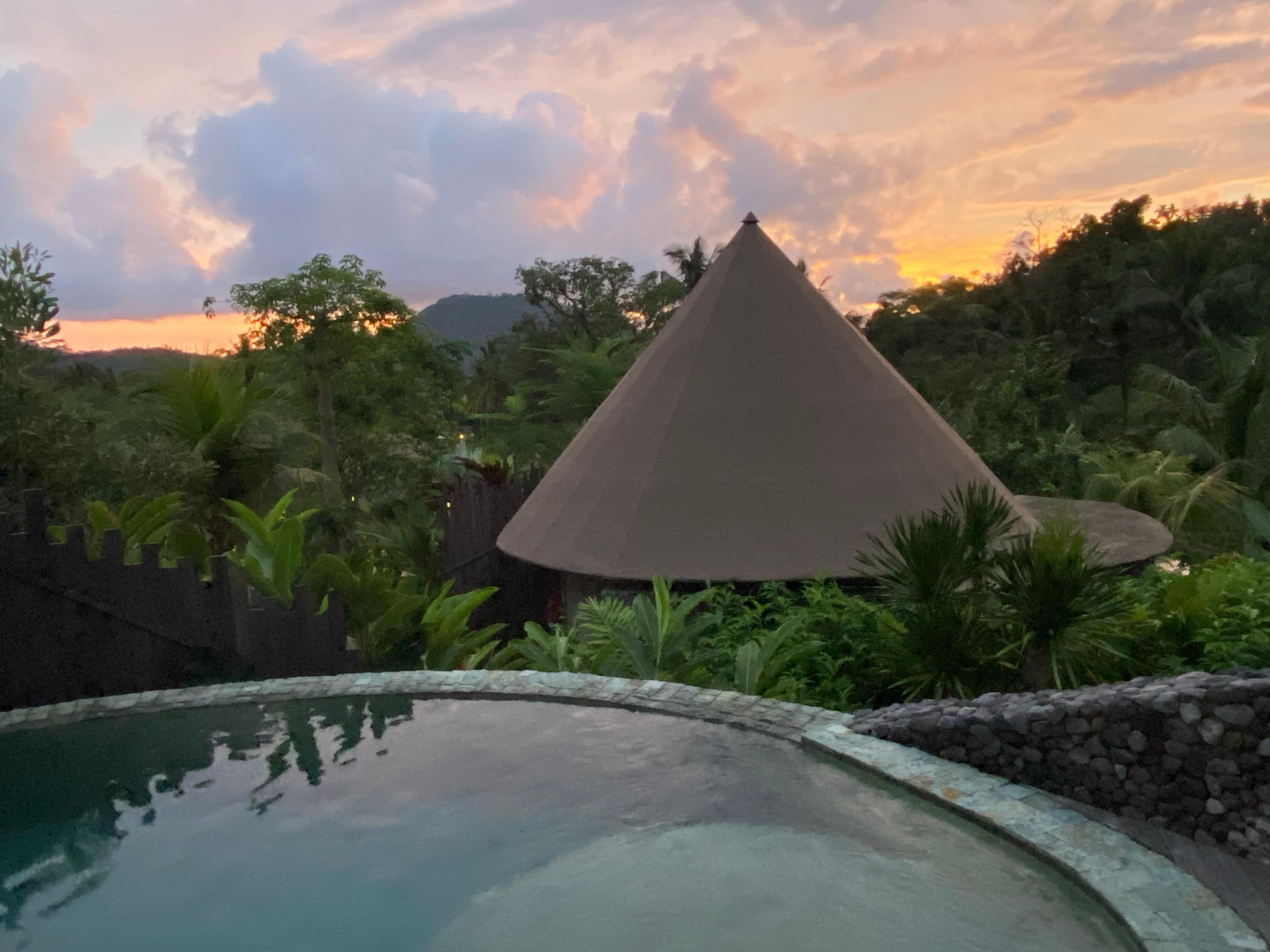 Luxury sleeping tent and private pool 