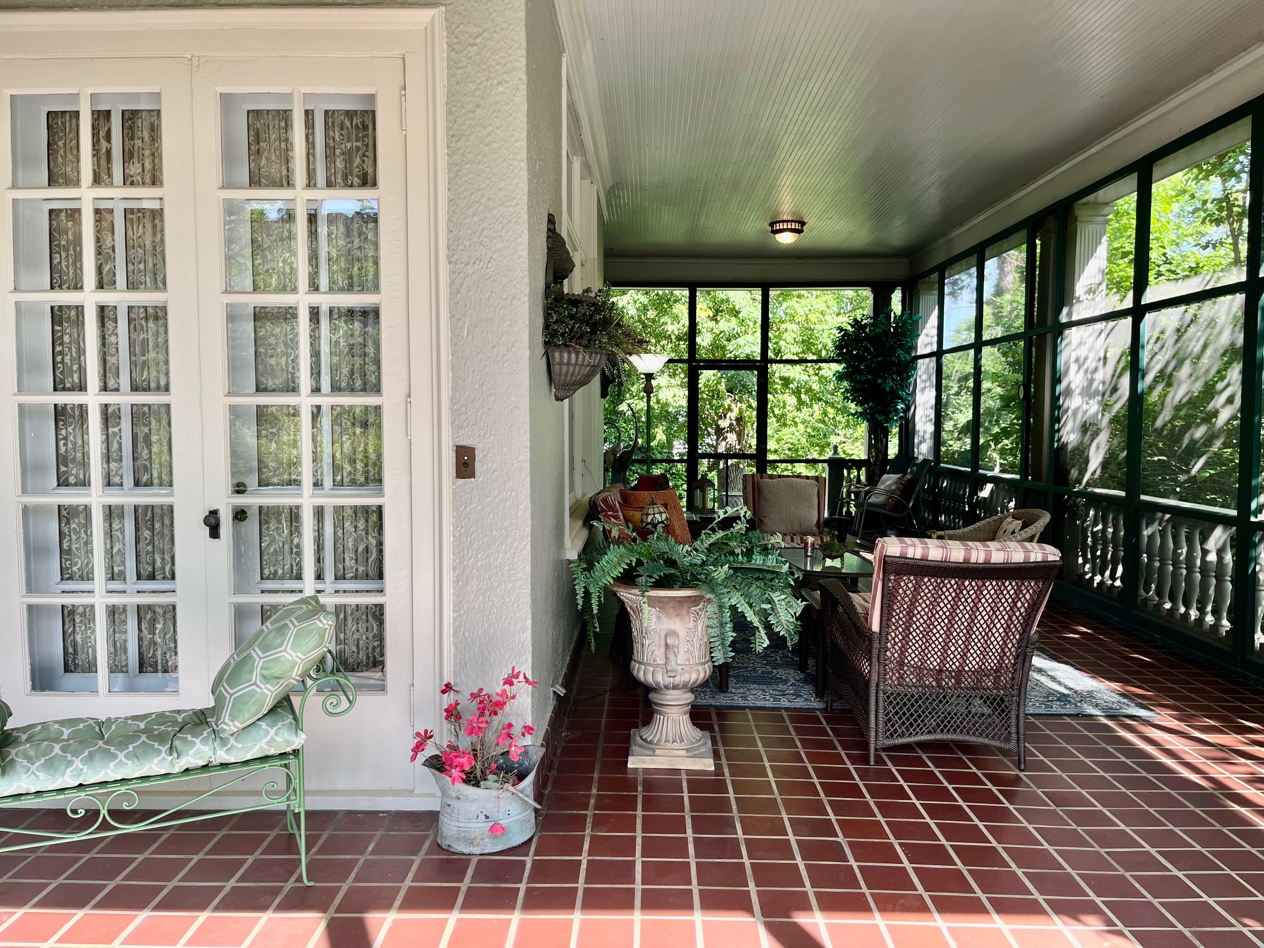 Front screened in porch