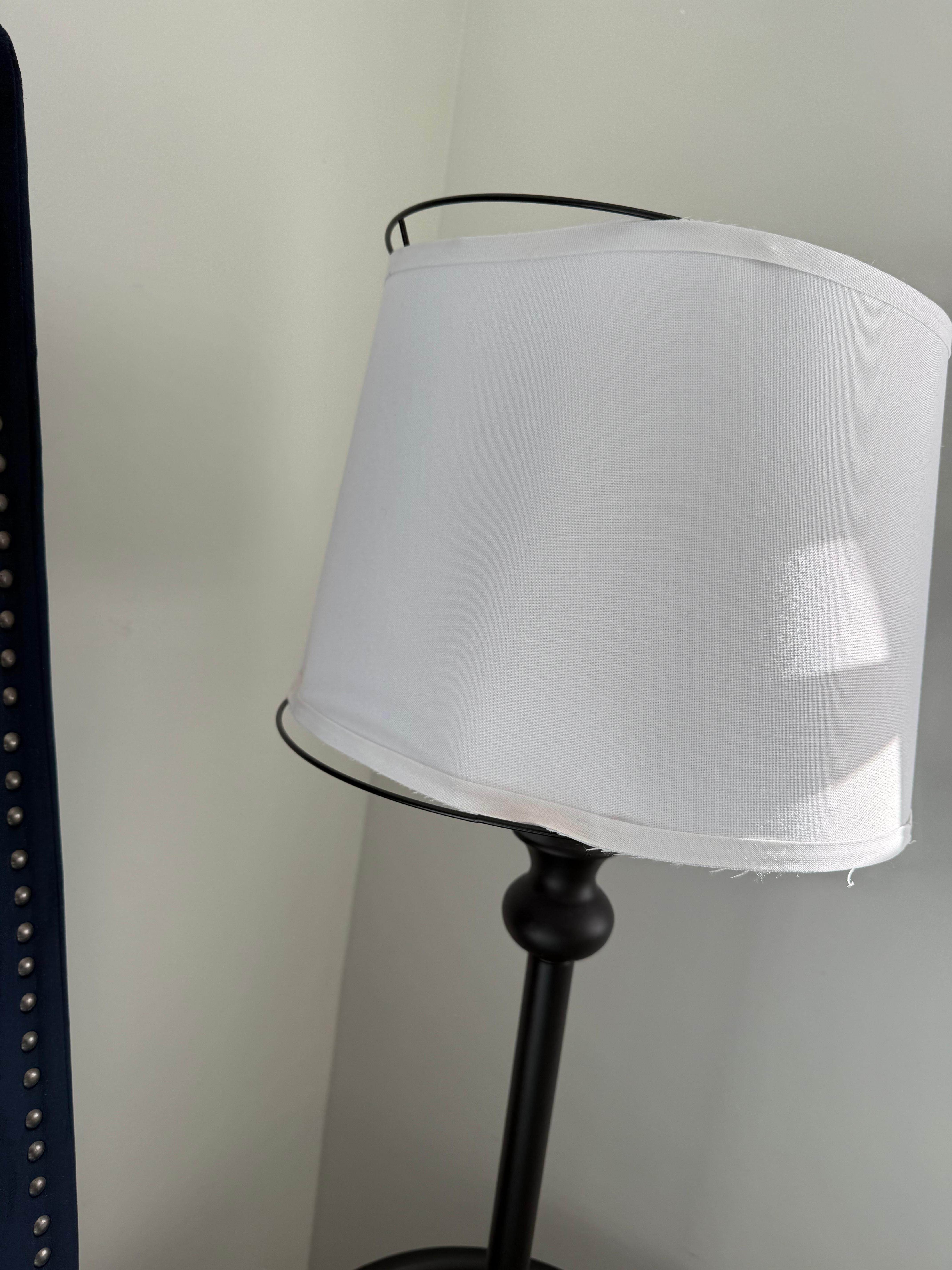 Broken lamp shade