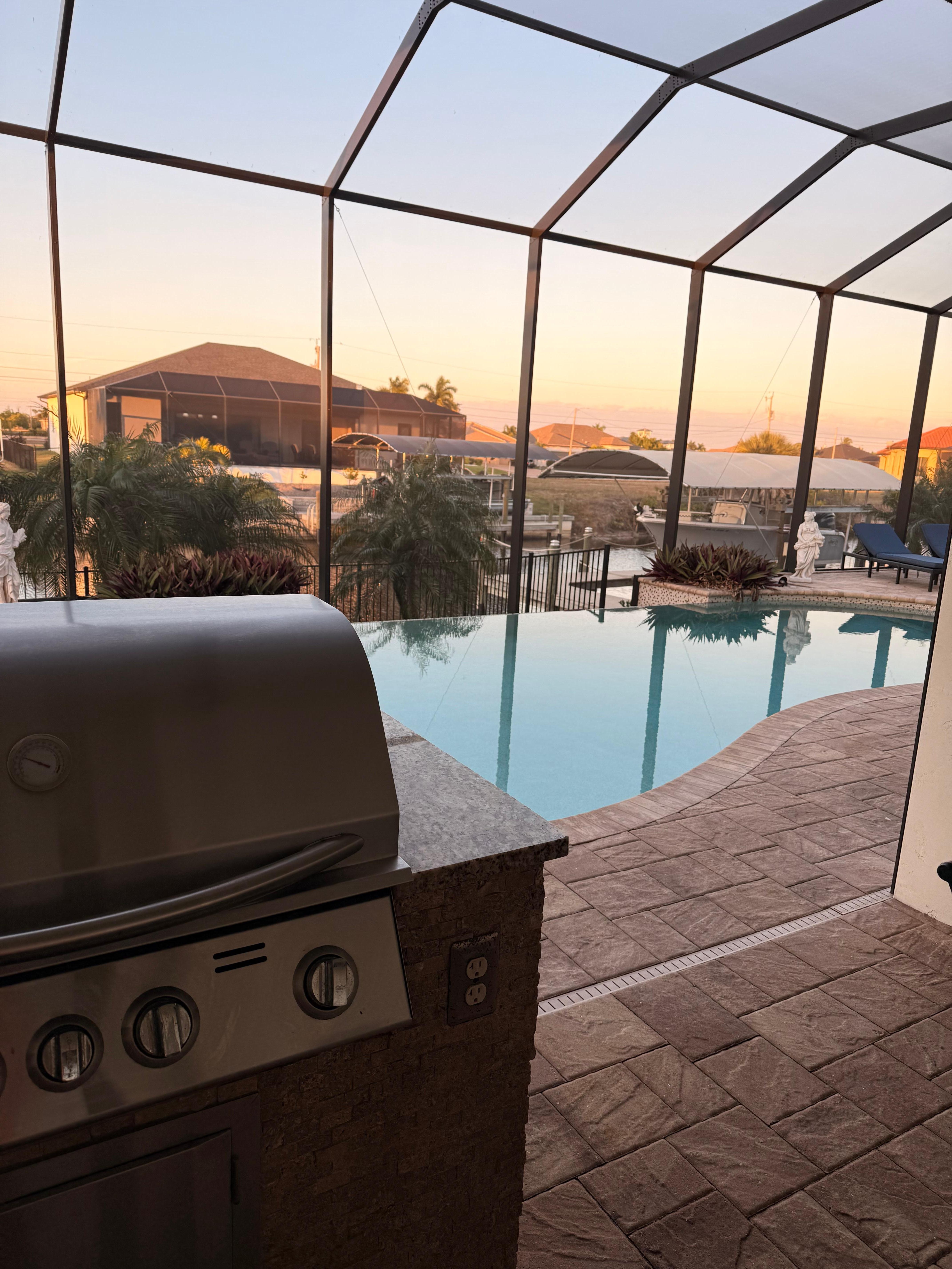 Great area for grilling and entertaining. We enjoyed the small fire table too. 