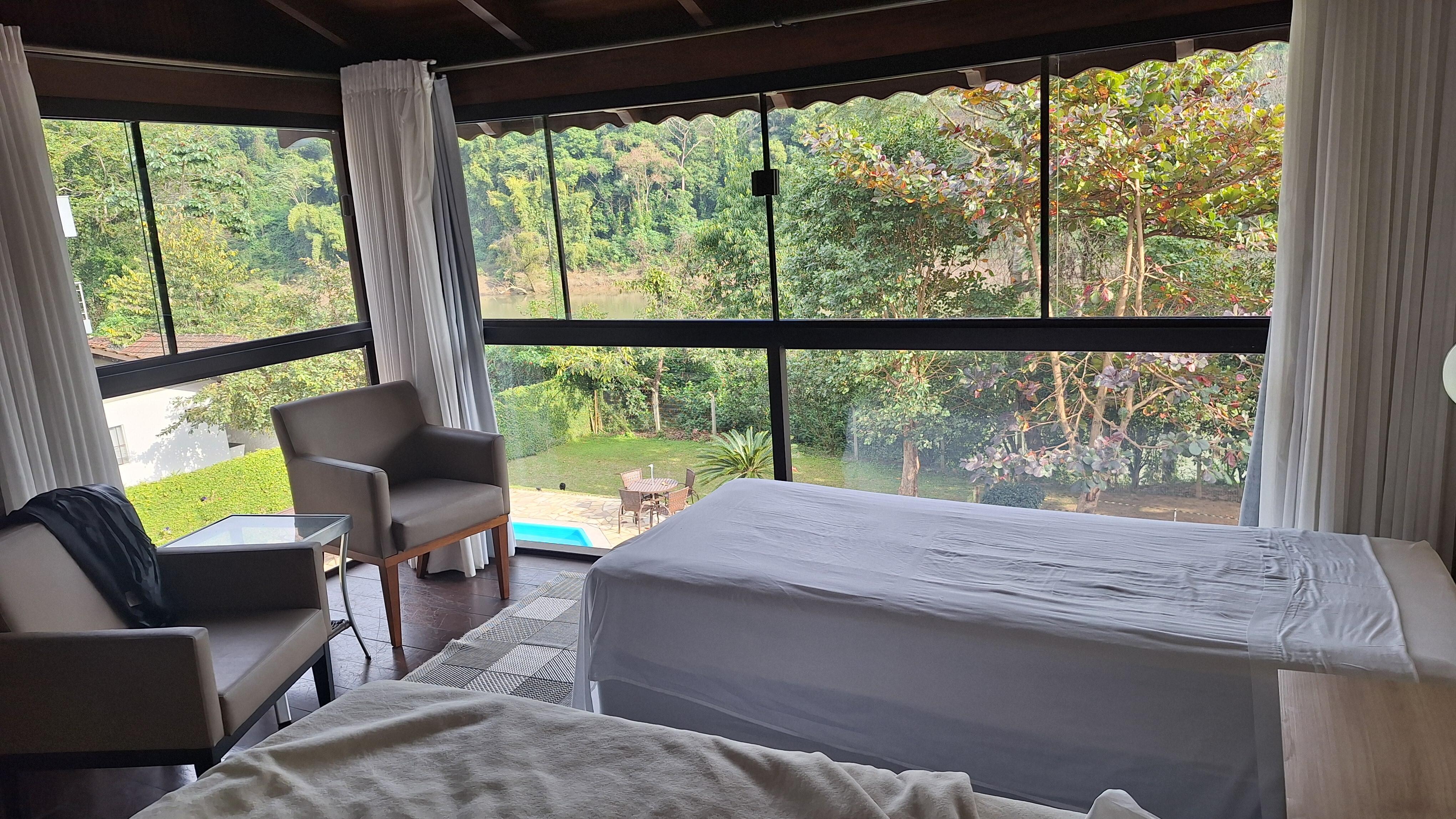 Quarto 7 triplo