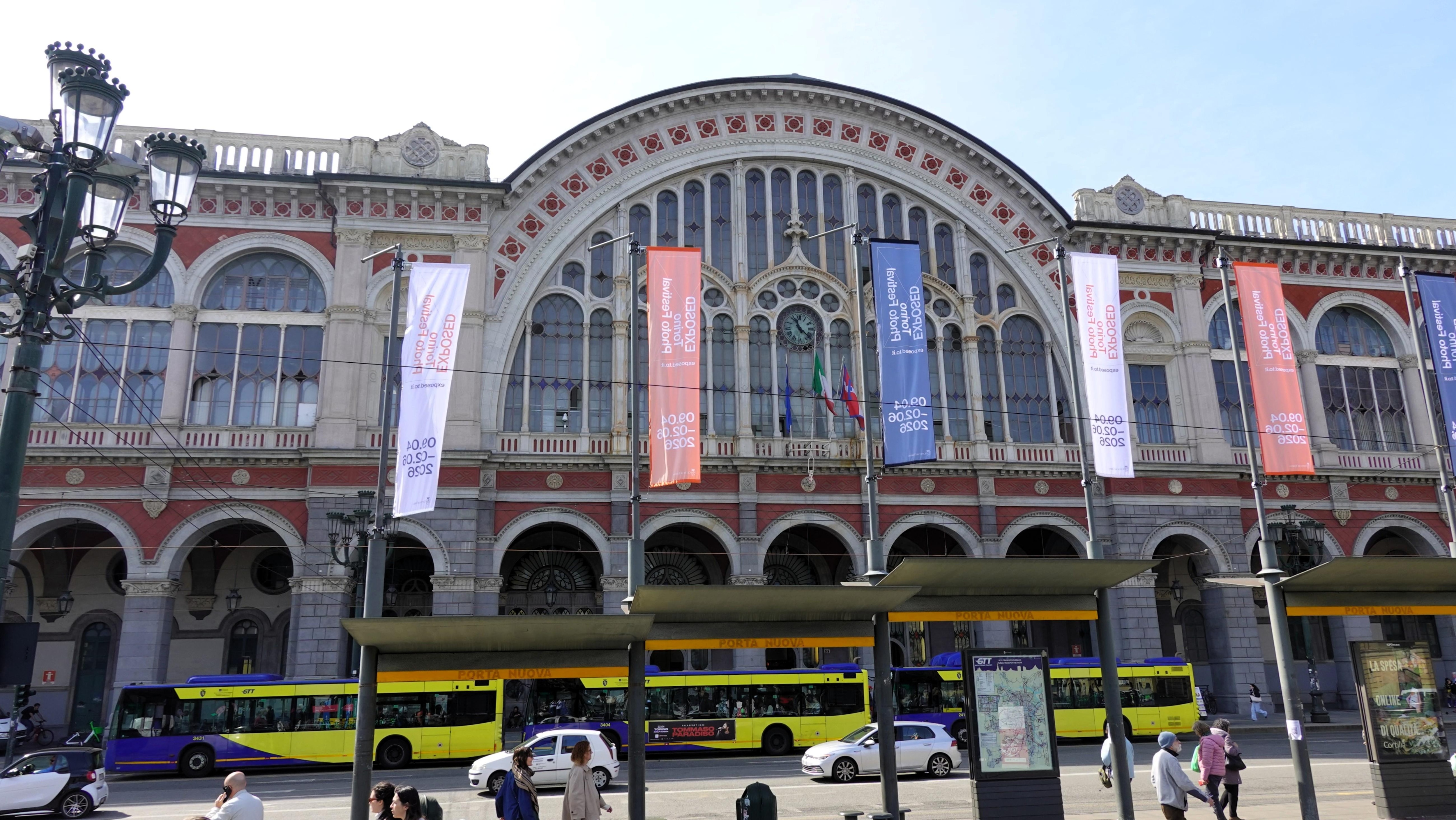 Porta Nova train station 5 minutes walk from hotel