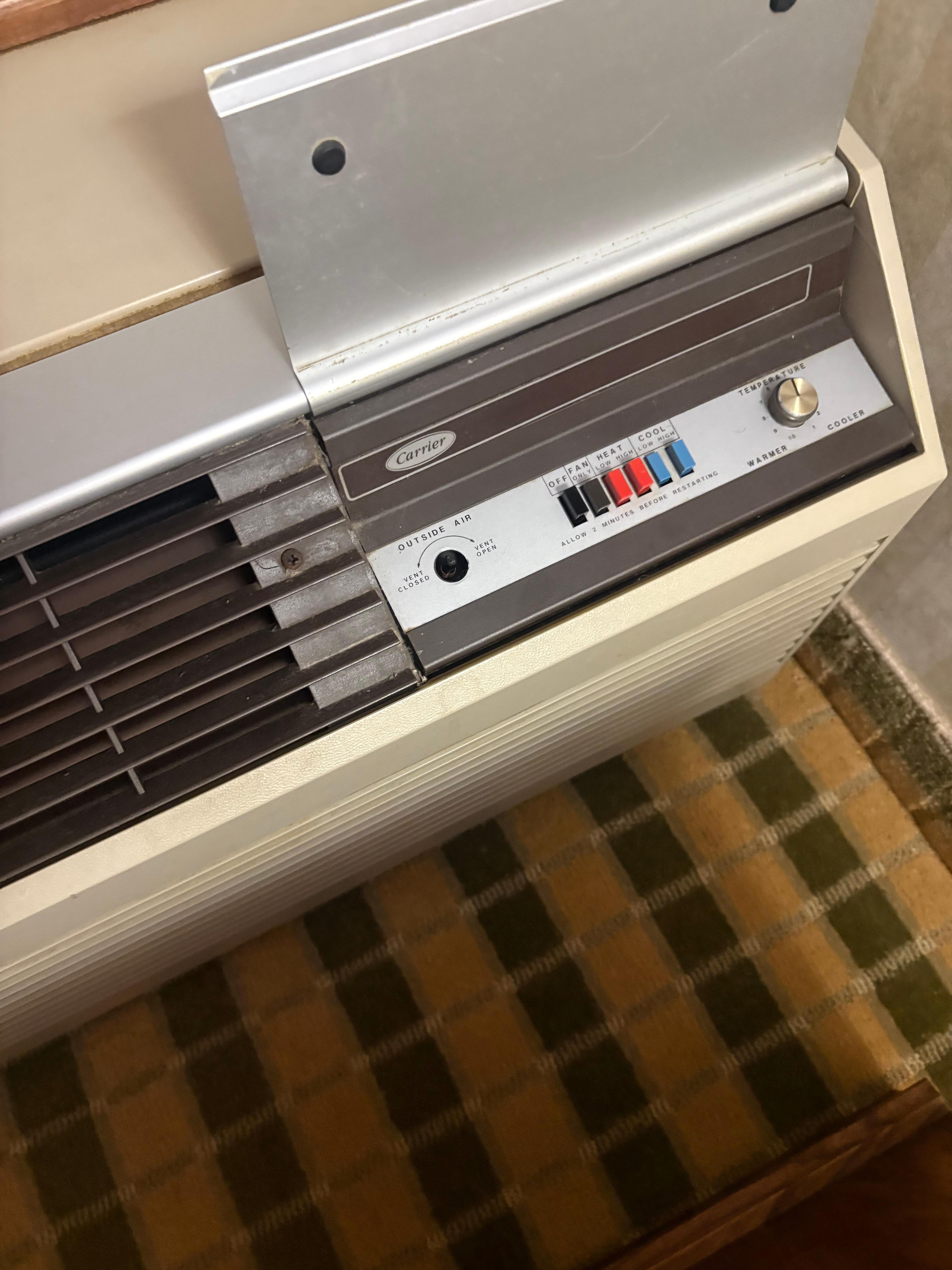 Missing knob on air conditioner 