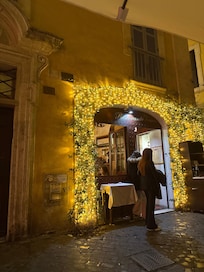 sweet ristorante just steps away