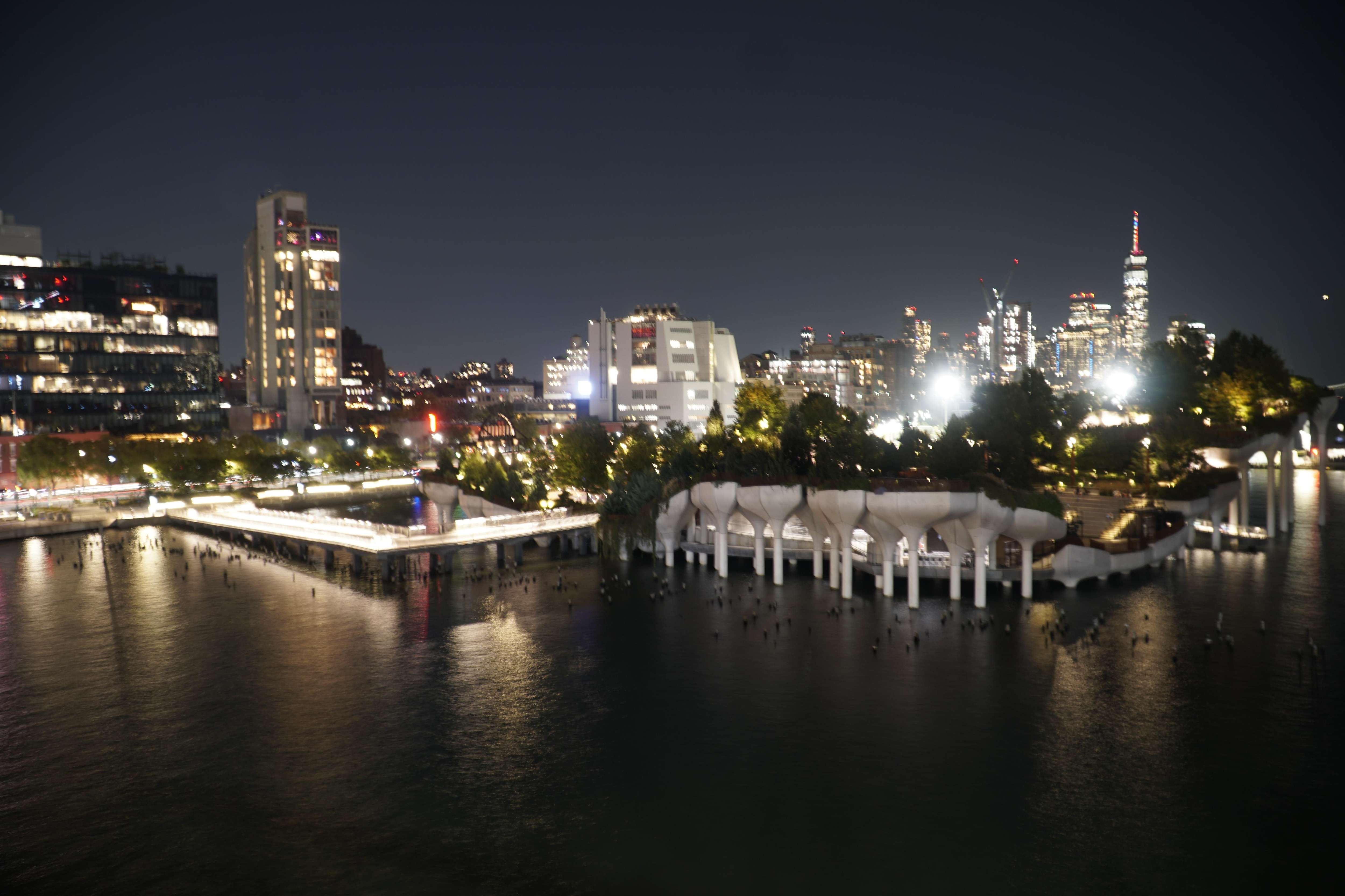 The Little Island is close by. 