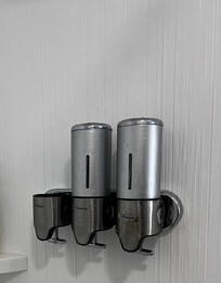 No shampoo no conditioner and the whole soap conditioner was missing