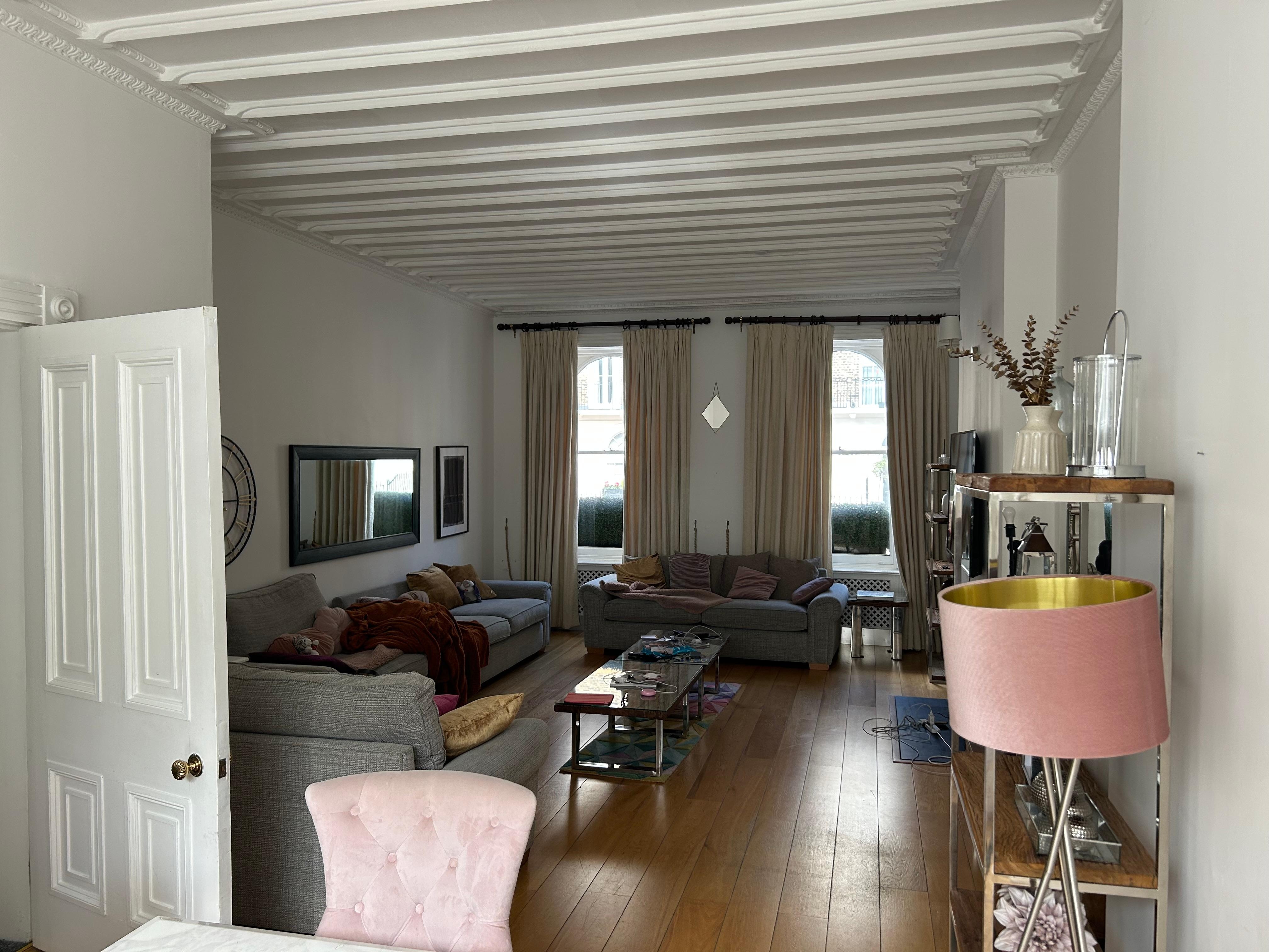 Blick vom Ess- ins Wohnzimmer 