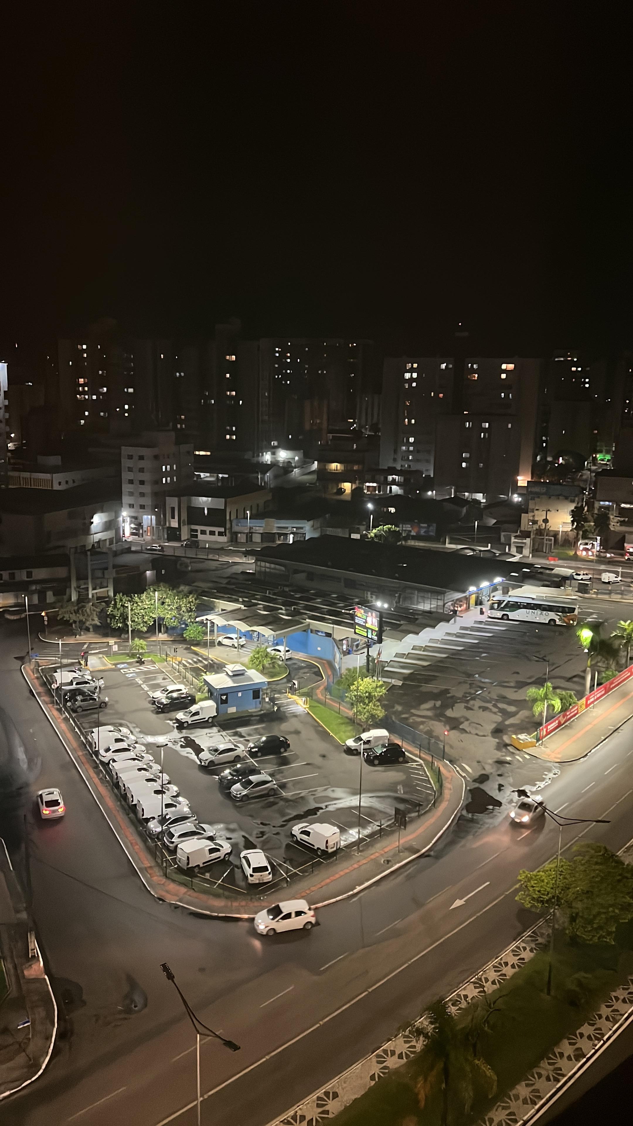 vista do quarto 1004, mesmo de frente isolamento acústico muito bom. 
