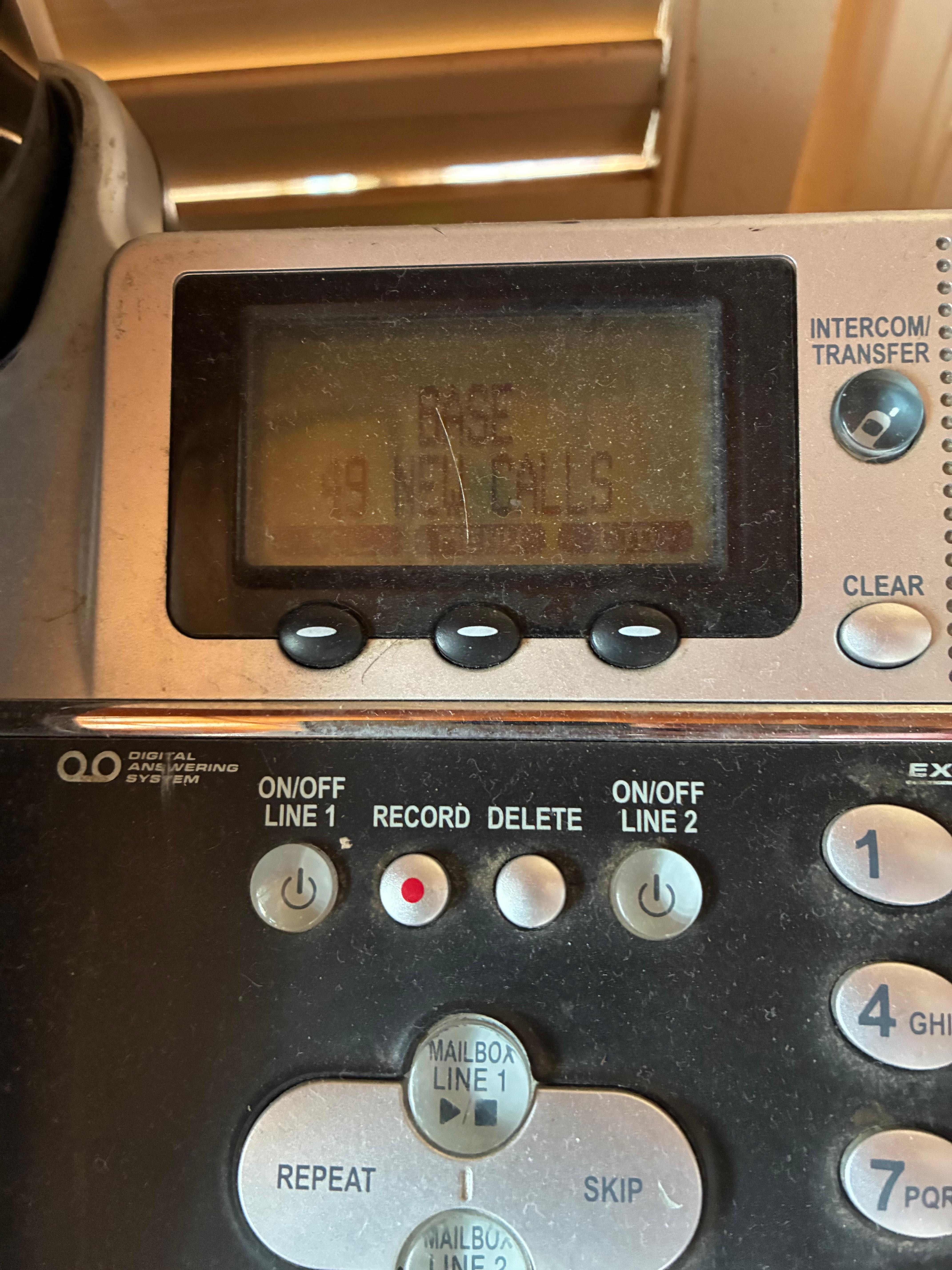 No one answers the phone